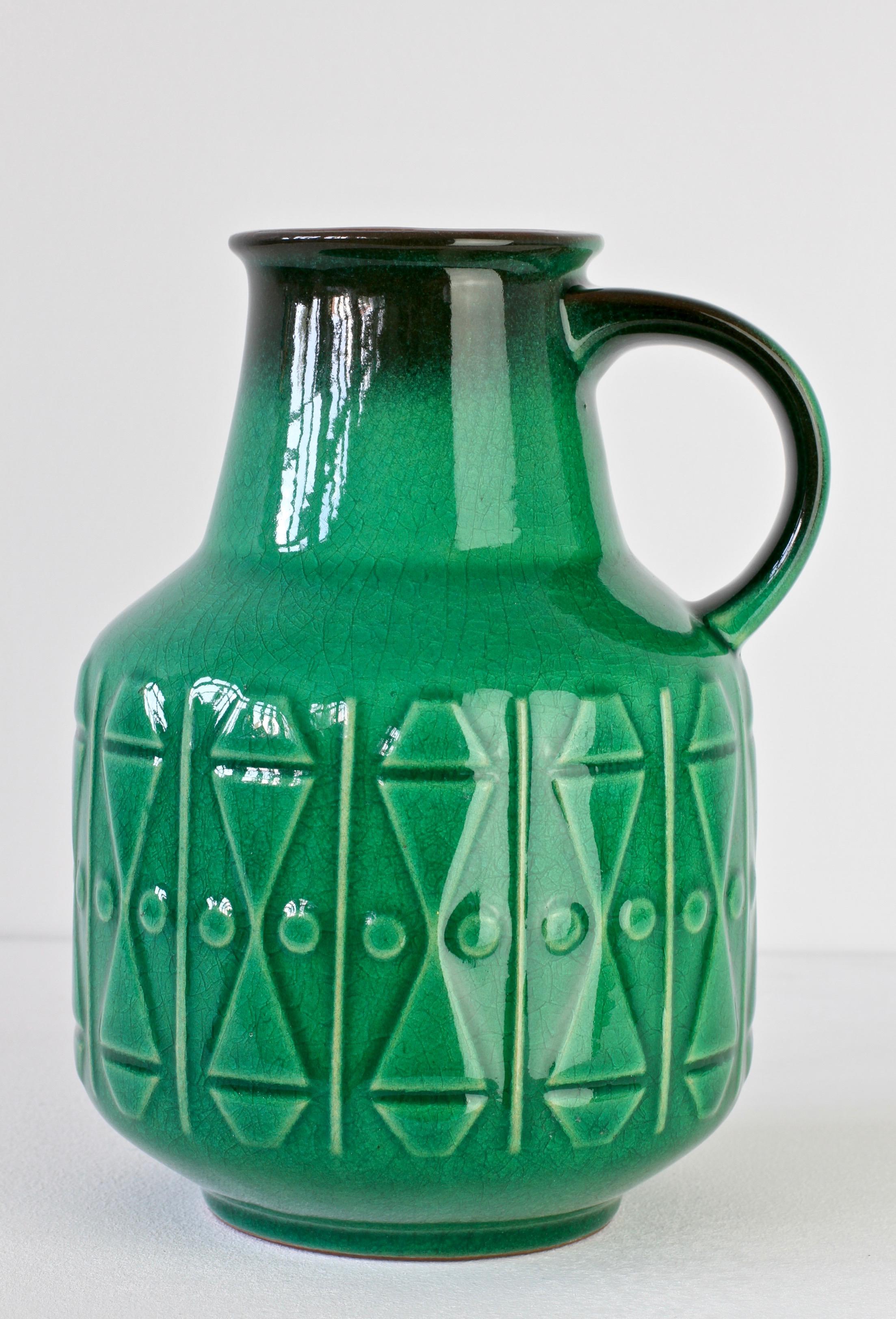 Midcentury Vintage Bright Green West German Vase by Gräflich Pottery, circa 1970 3