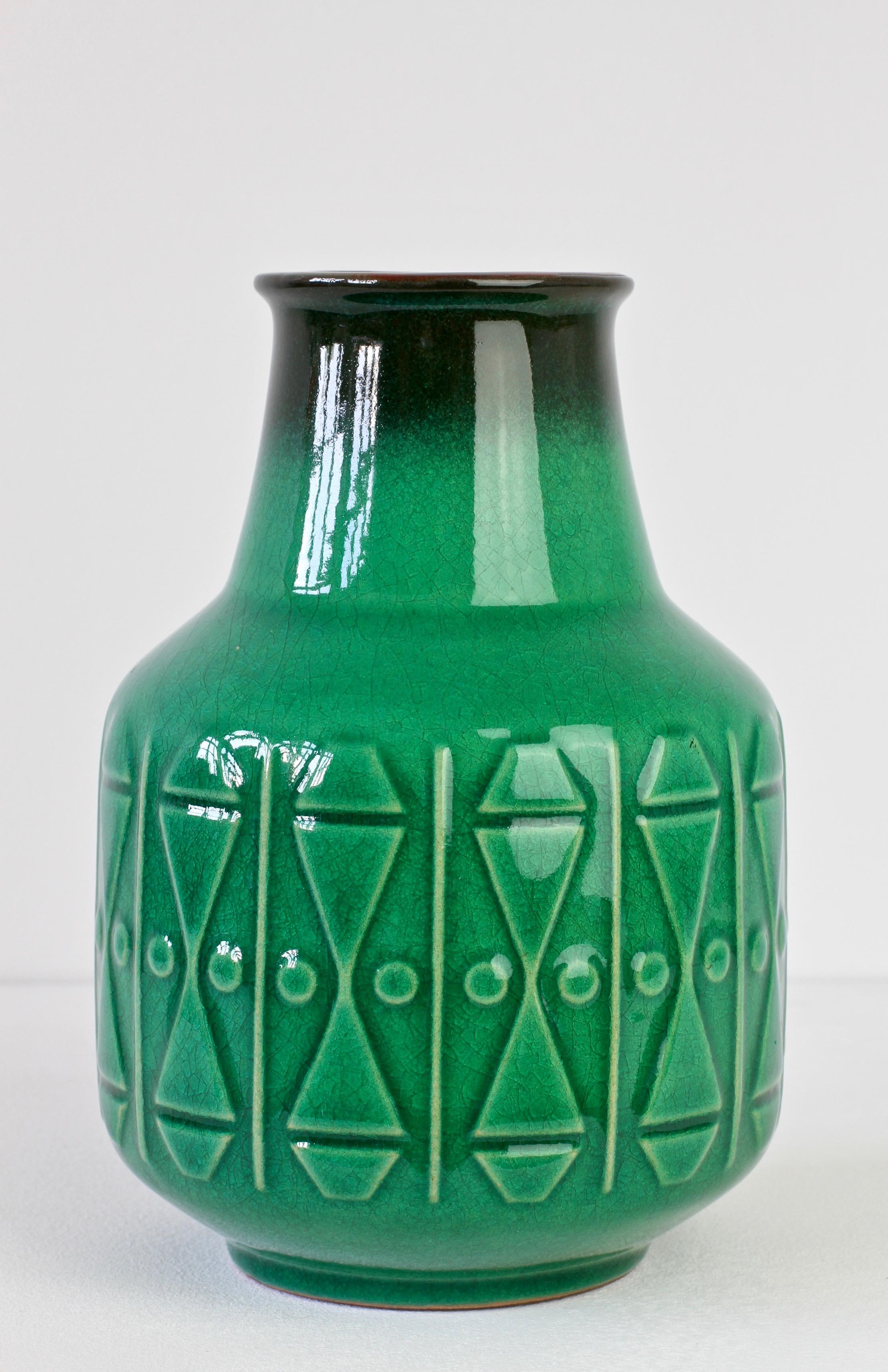 Midcentury Vintage Bright Green West German Vase by Gräflich Pottery, circa 1970 5