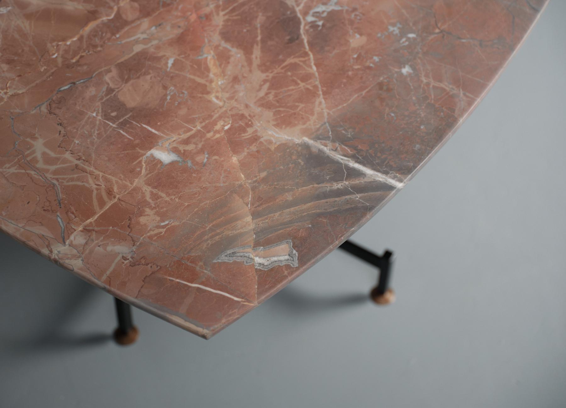 Italian Midcentury Vintage Coffee Table with Reddish-Gray Marble Top and Geometric Iron  For Sale