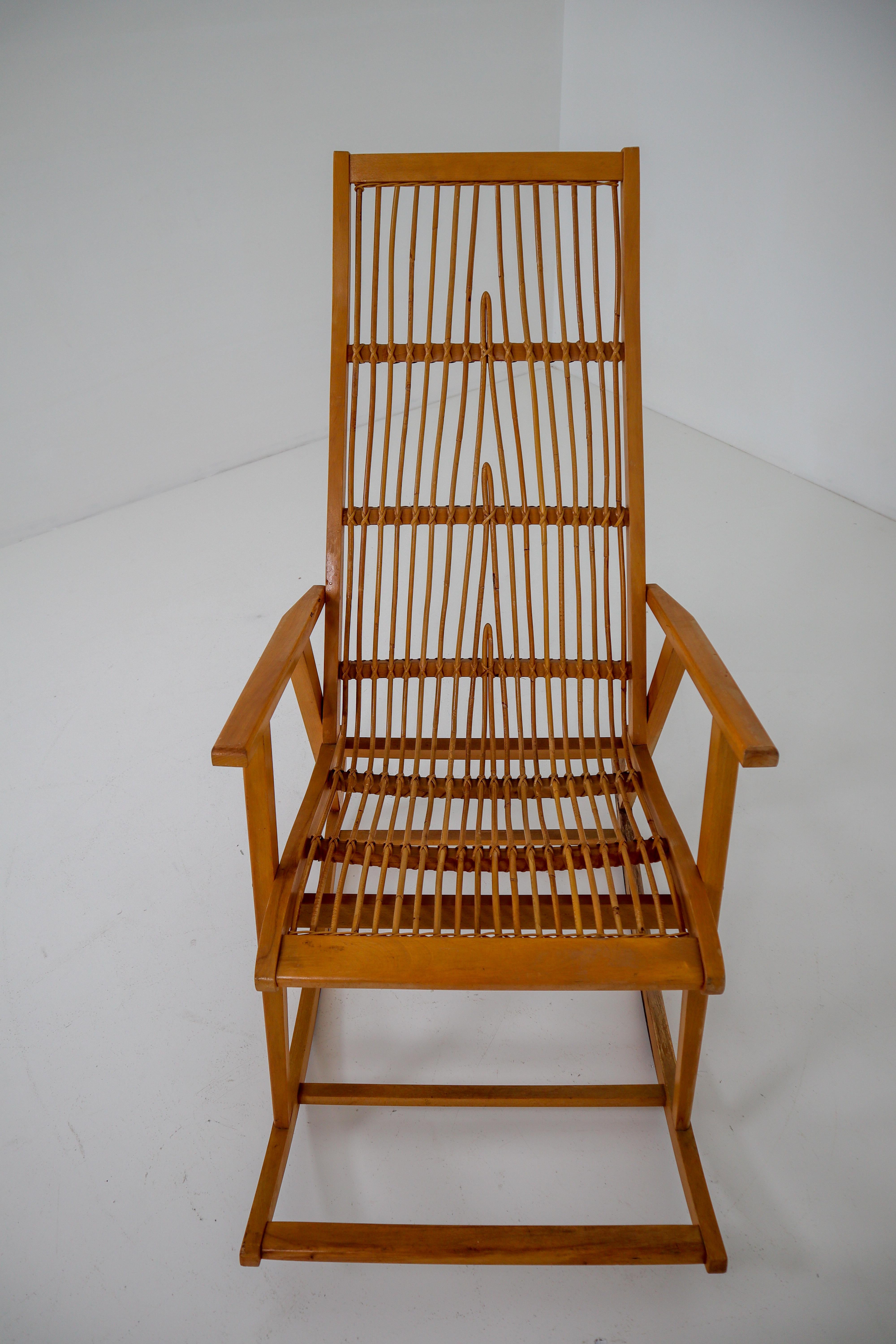 Midcentury Vintage Rocking Chair in Beechwood and Straw, Germany, 1960s 3