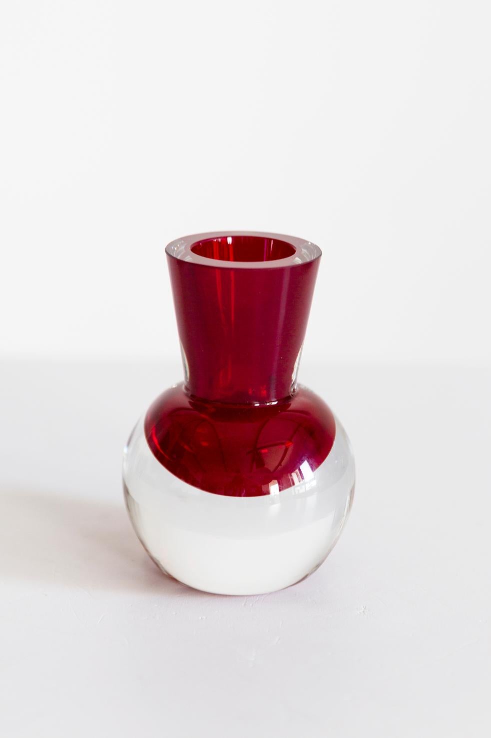 Midcentury Vintage Small Red Decorative Glass Vase, Europe, 1960s For Sale 3