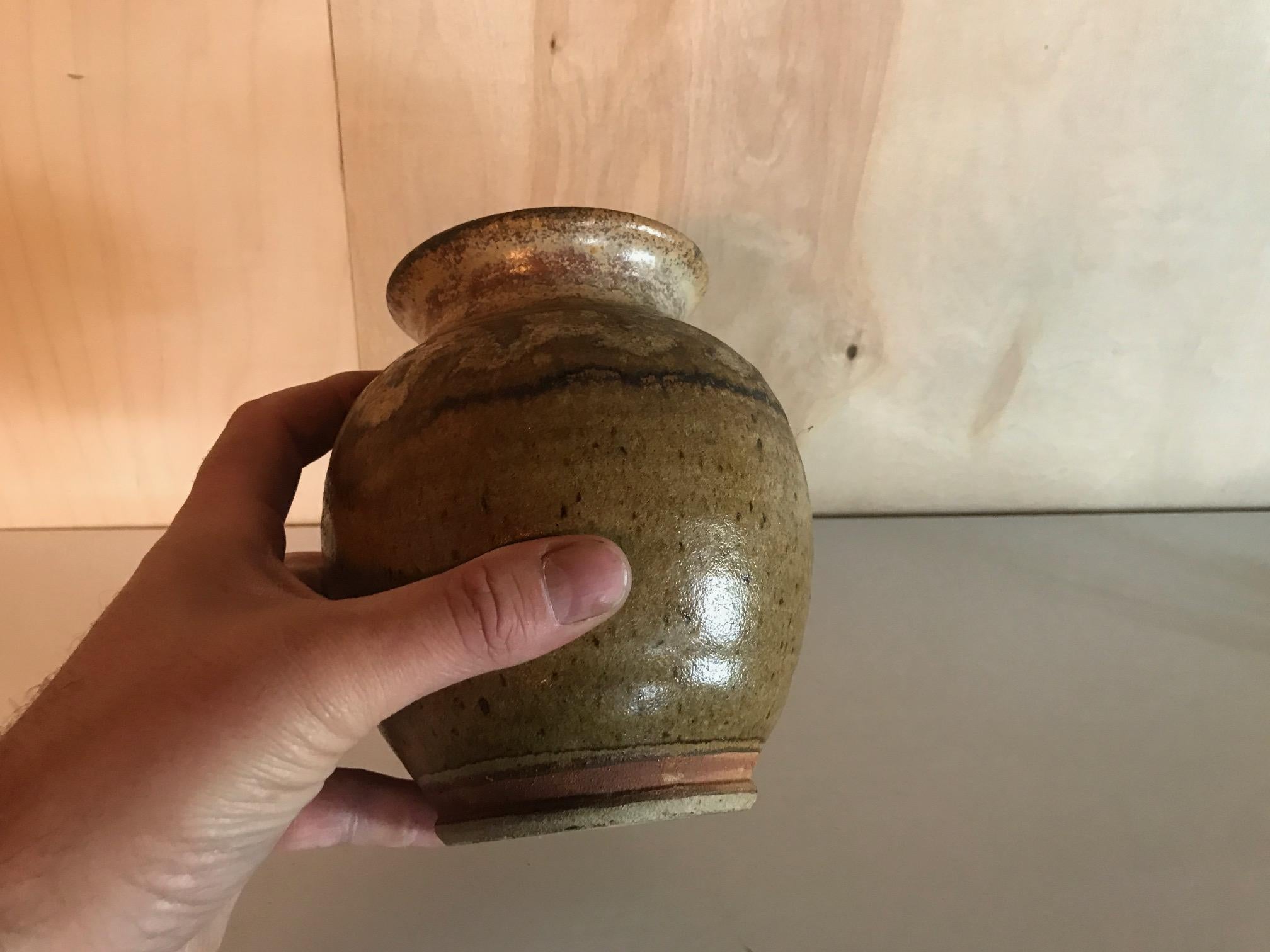 Midcentury vintage studio vase pot ceramic art pottery. Great condition.