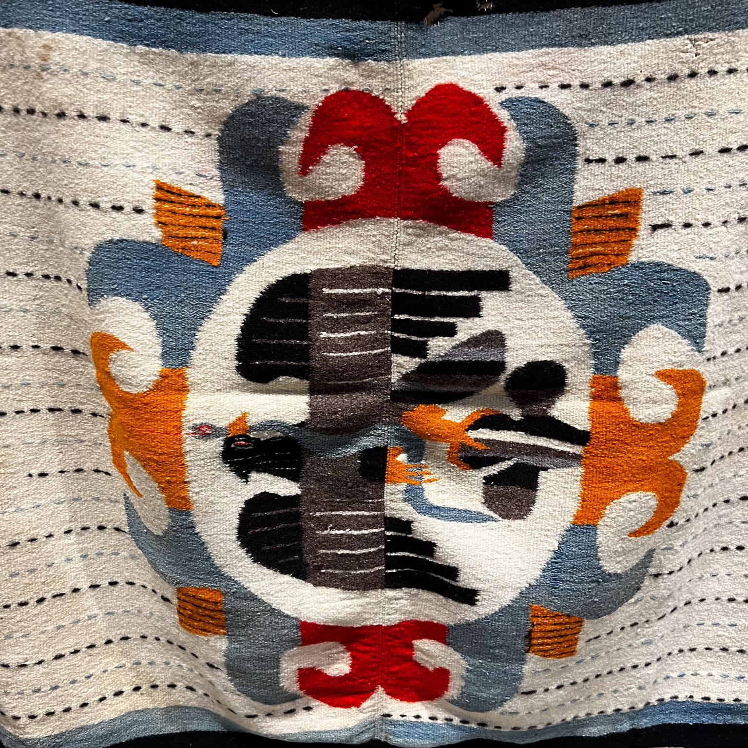 Midcentury Vintage Textile Art Majestic Mexican Eagle Blanket In Fair Condition For Sale In Chula Vista, CA