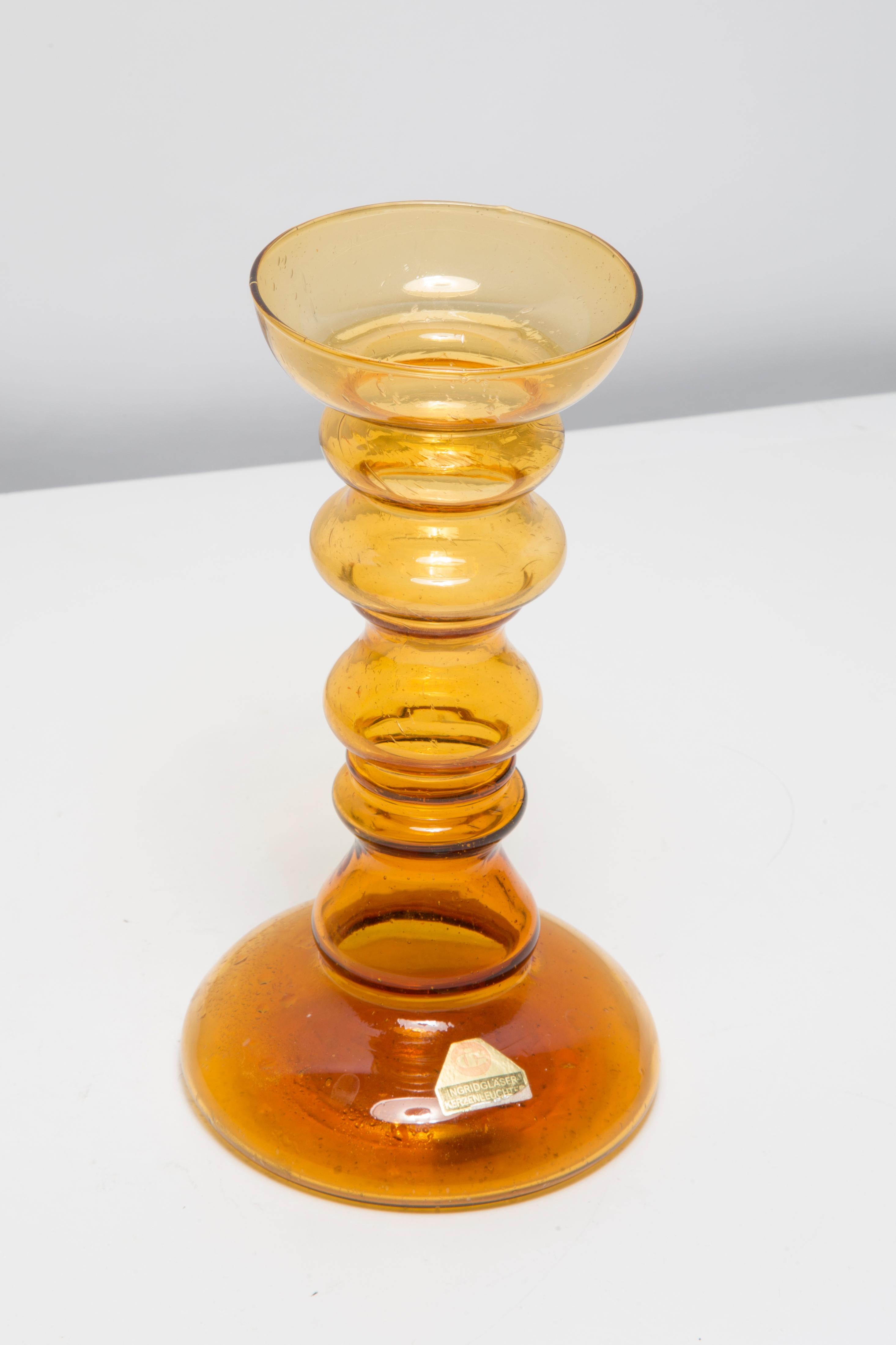 Gelbe geometrische Vase aus der Jahrhundertmitte, Europa, 1960er Jahre (Moderne der Mitte des Jahrhunderts) im Angebot