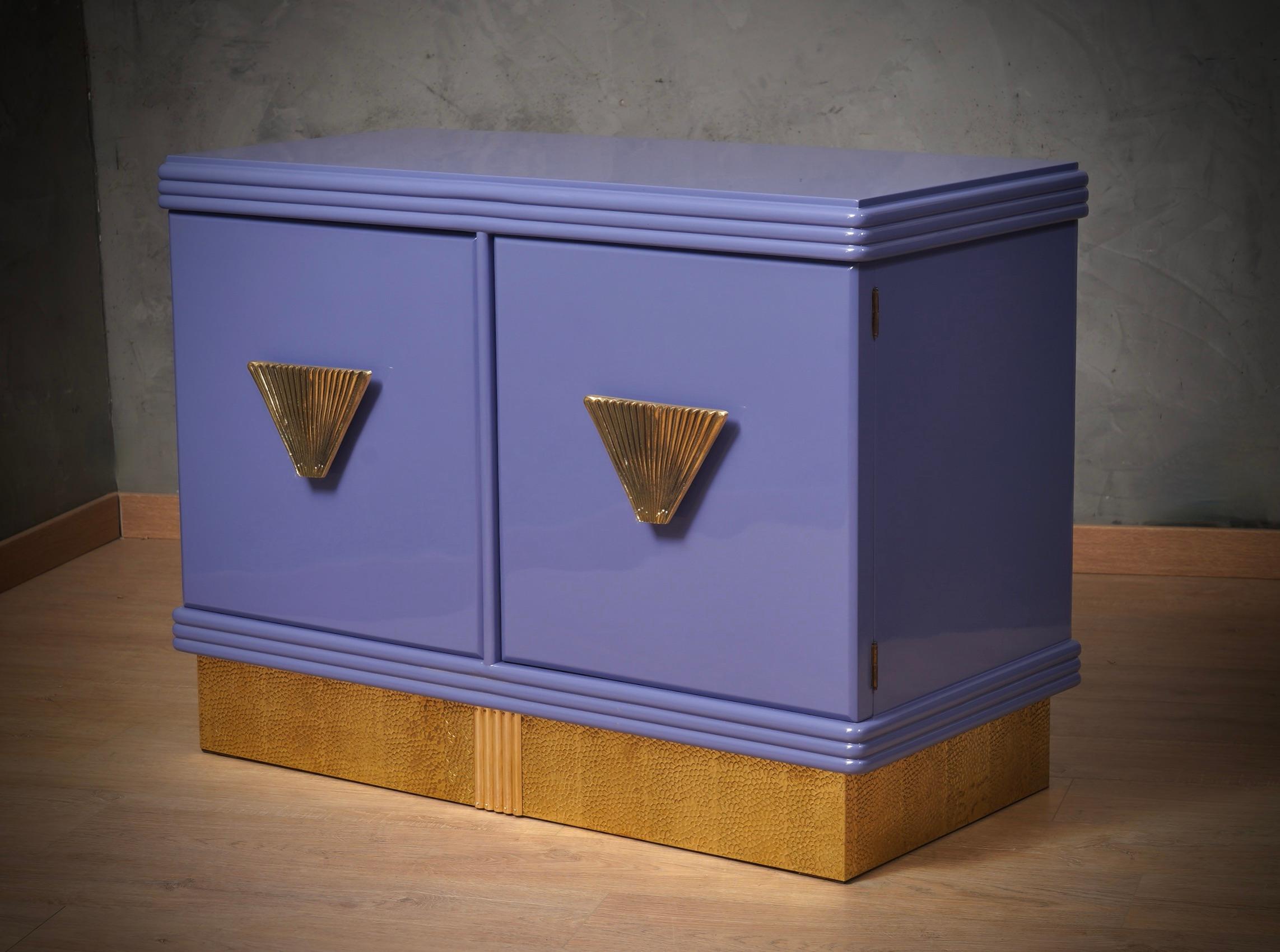 MidCentury Violett Farbe und Messing Dry Bar Credenze Buffet Sideboard, 1980 im Angebot 4