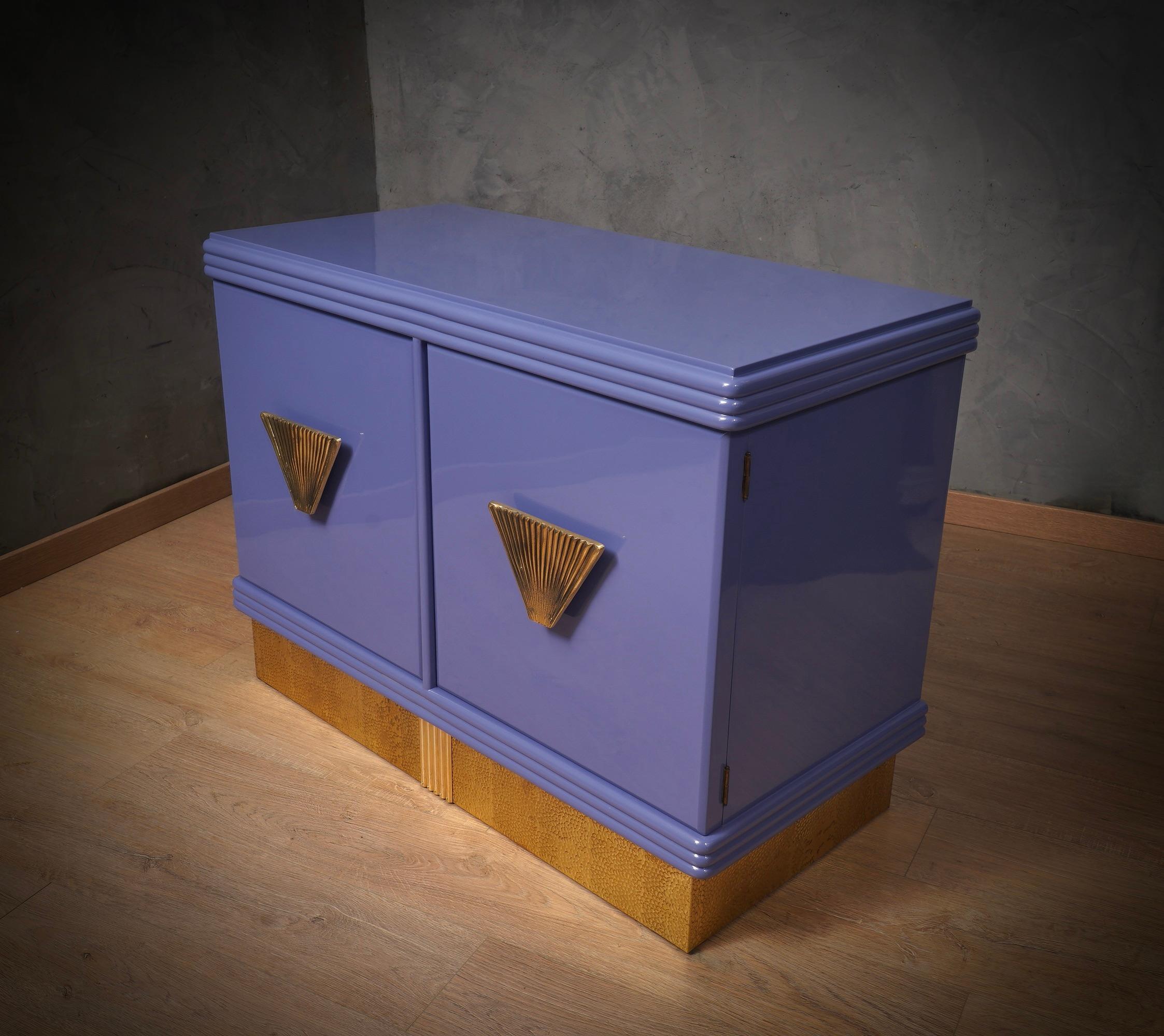MidCentury Violett Farbe und Messing Dry Bar Credenze Buffet Sideboard, 1980 im Angebot 5