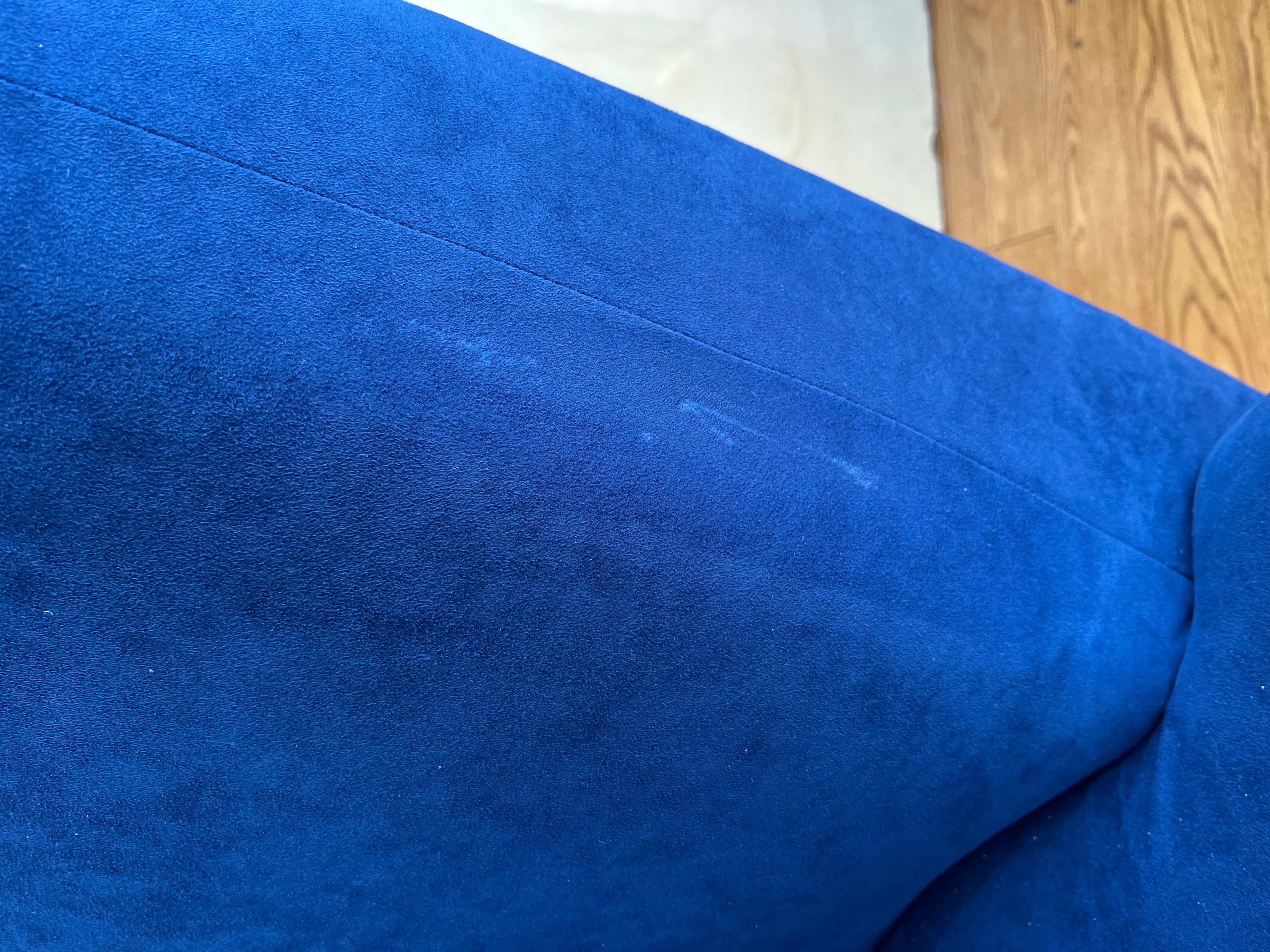 Canapé courbé Bilboa du milieu du siècle dernier en bleu royal, attribué à Vladimir Kagan  Bon état - En vente à Staten Island, NY