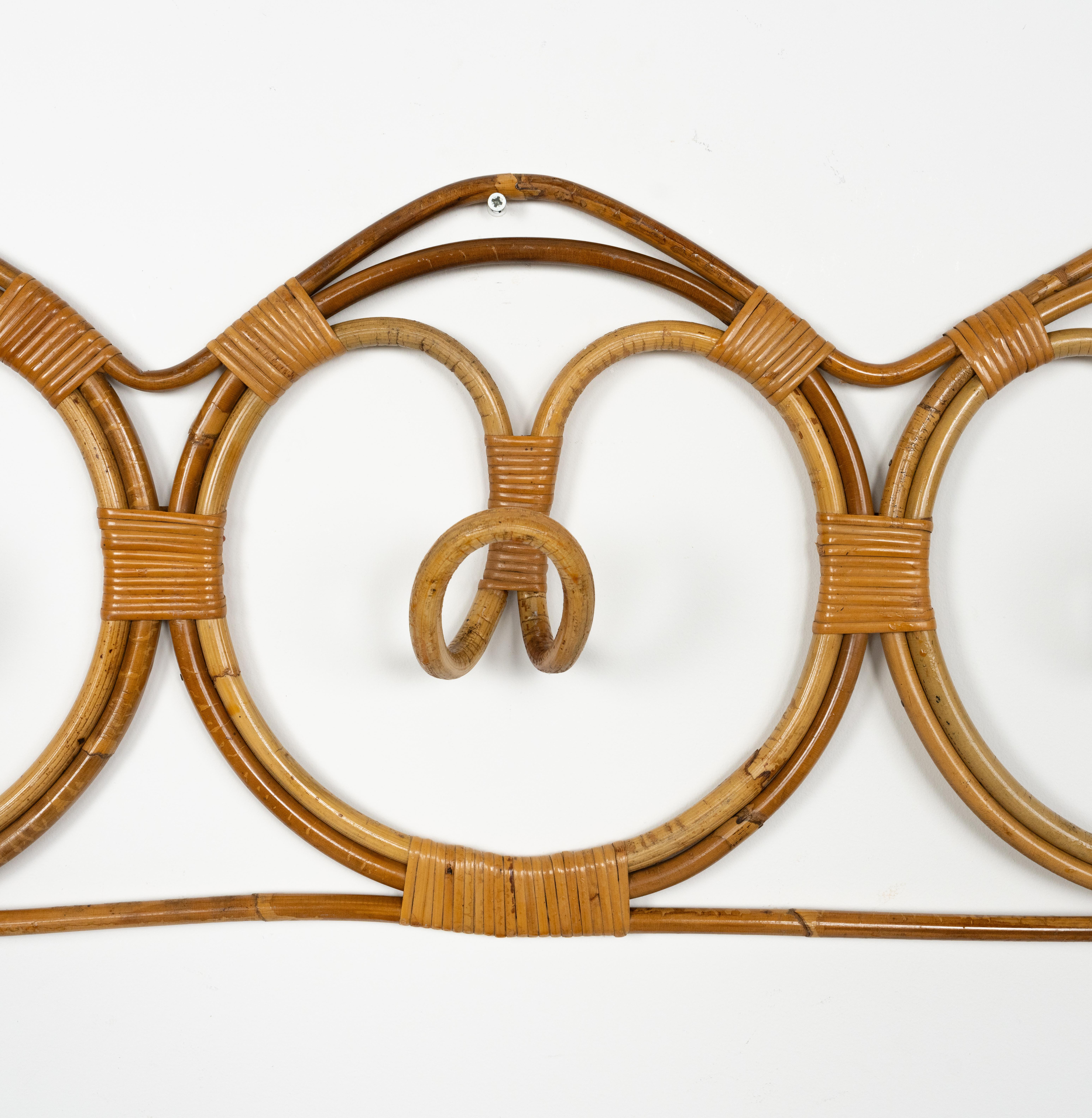 Metà XX secolo Appendiabiti da parete del Medioevo in bambù e rattan di Franco Albini, Italia anni '60 in vendita