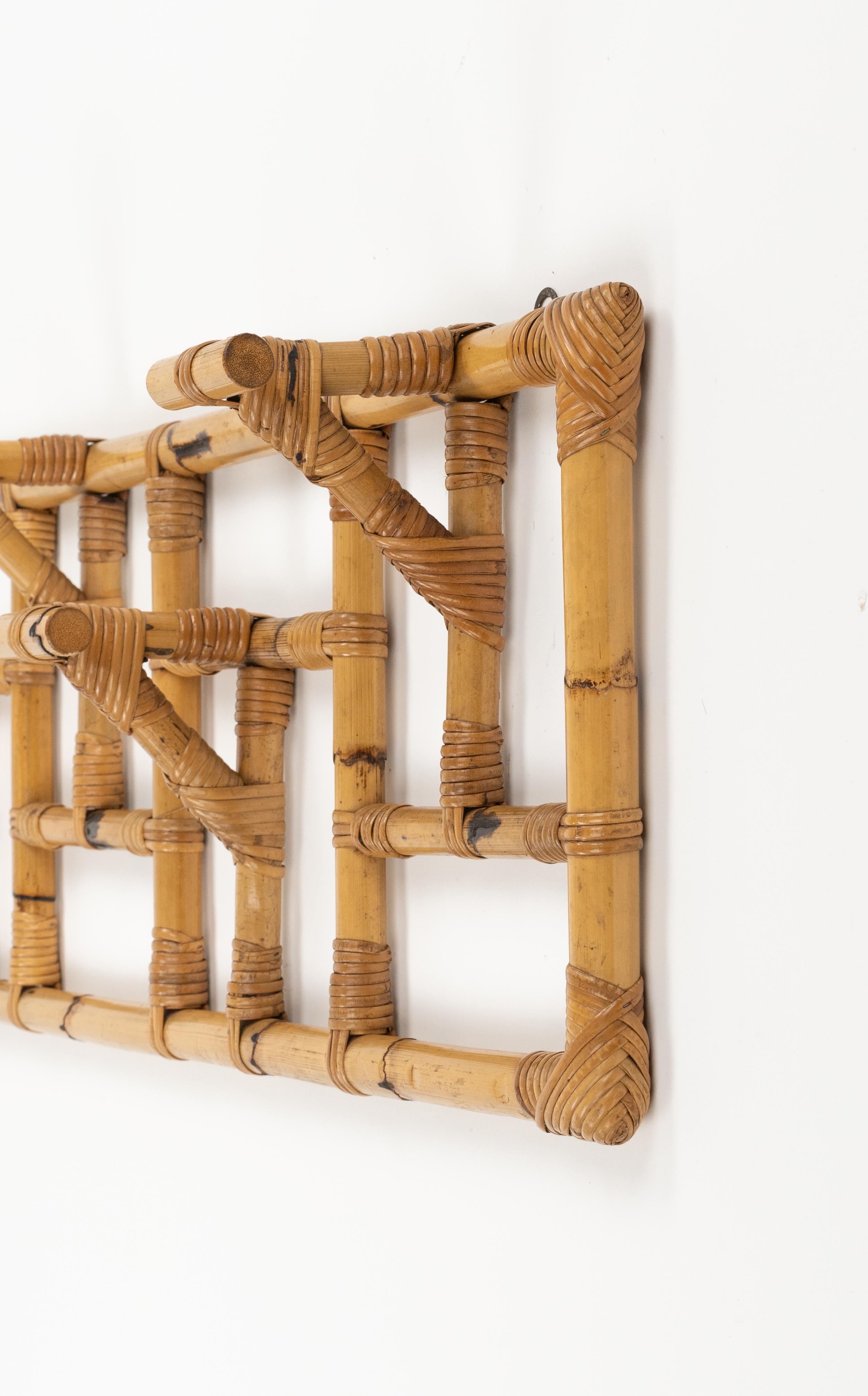 Midcentury Wall Coat Rack in Bamboo and Rattan Vivai Del Sud Style, Italy 1970s 3