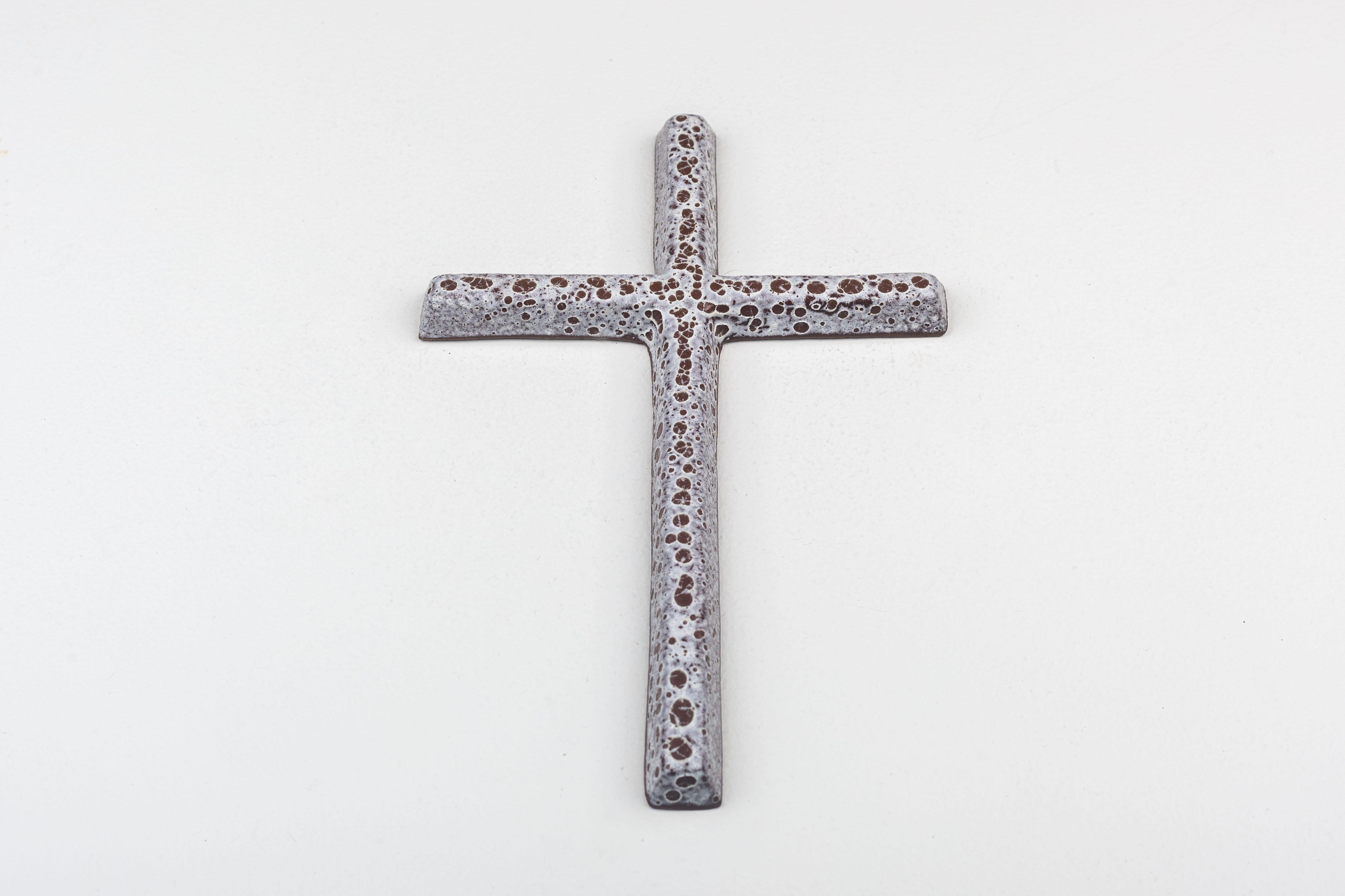 Mid-Century Fat Lava Ceramic Cross For Sale 9