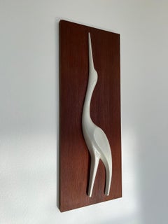 Decorazione da parete del Medioevo Sgrafo Modern, Airone, Uccello, Teak e Porcellana, 1960s