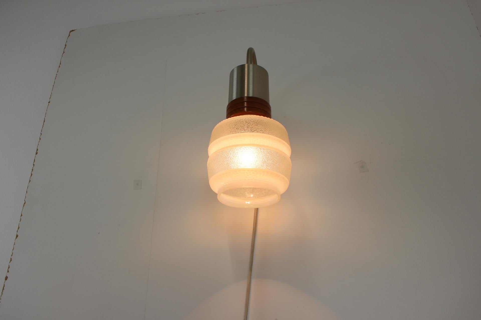 Midcentury Wall Lamp, Germany 1970s For Sale 4