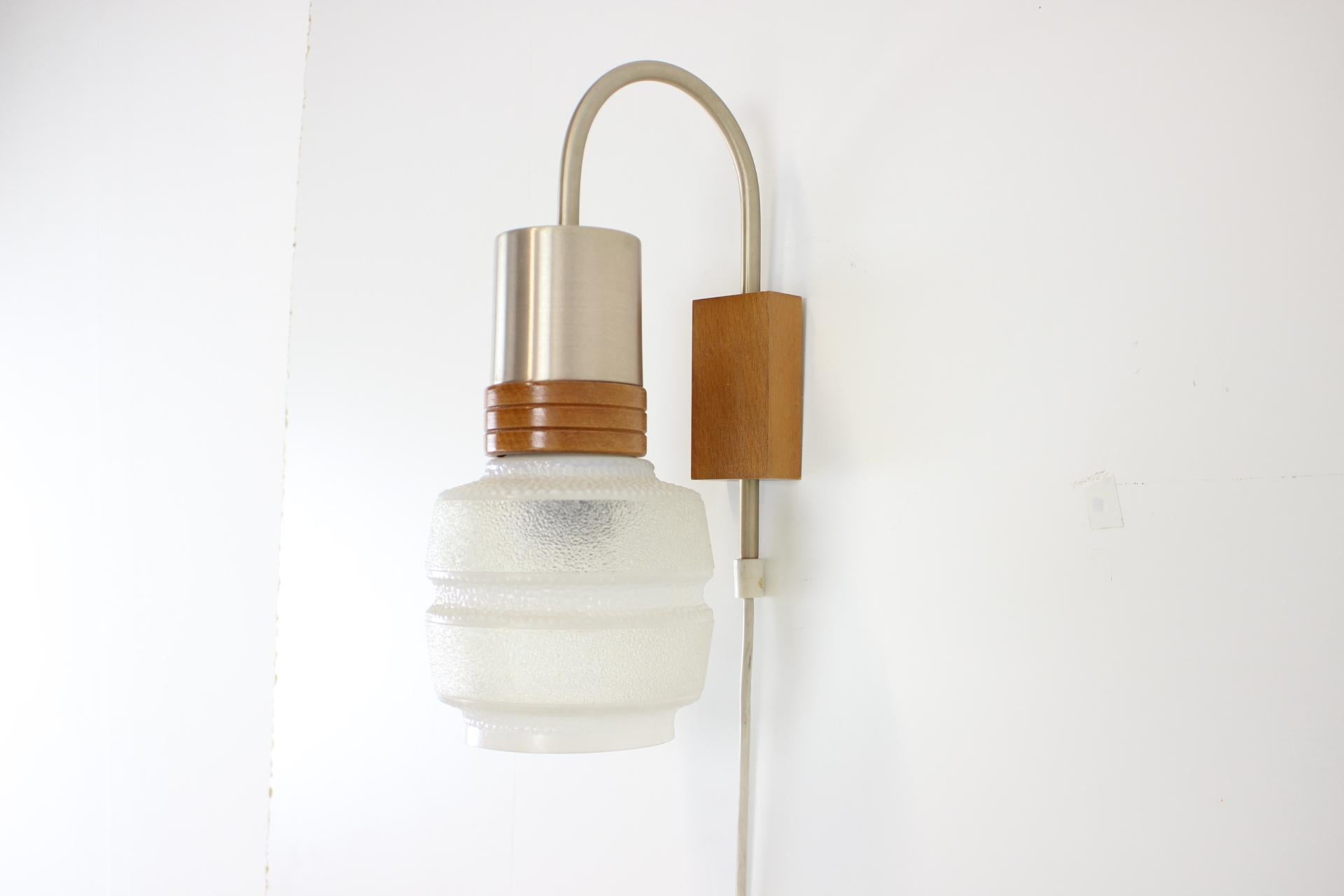 Mid-Century Modern Midcentury Wall Lamp, Germany 1970s For Sale