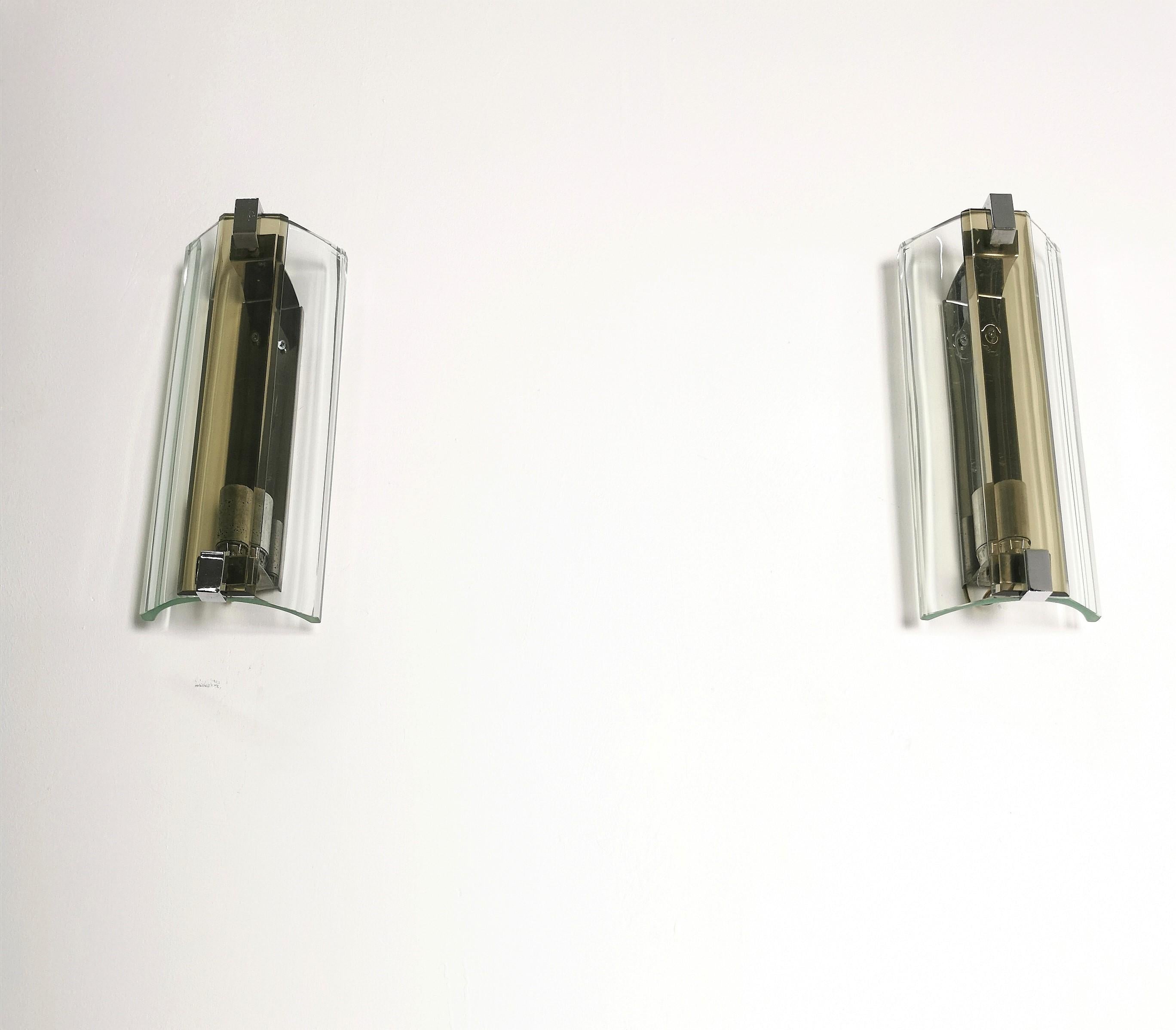 Mid-Century Modern Midcentury Wall Lights Sconces Glass Metal Aluminum Veca Italy 1970s Set of 2 For Sale