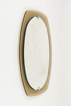 Specchio da parete del Medioevo con cornice in vetro fumé smussato di Veca, Italia, anni '70