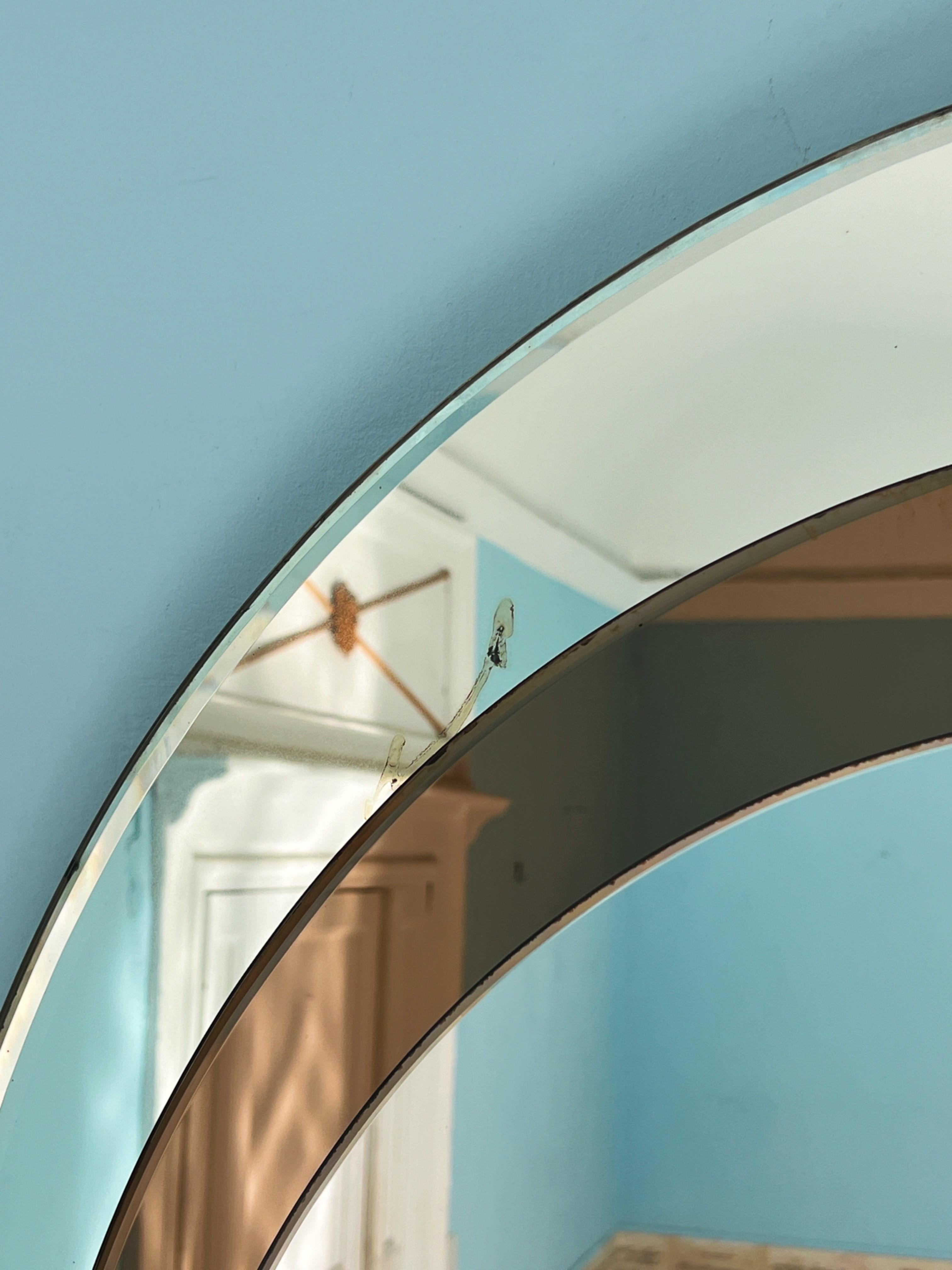 Métal Miroir mural du milieu du siècle dernier conçu par Franz J. Sartori pour Cristal Arte en vente