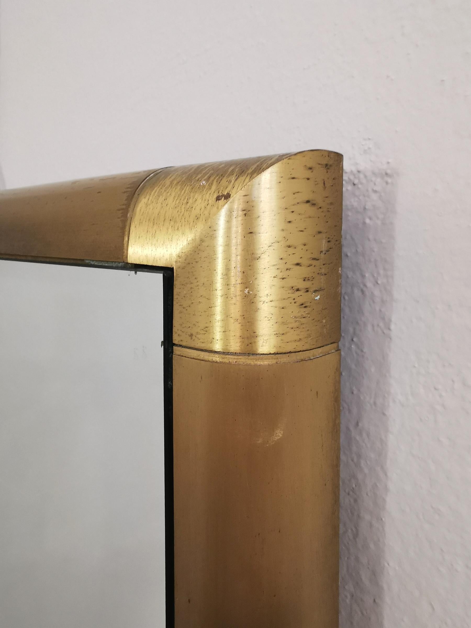Midcentury Wandspiegel Massiv Messing Rechteckig Italienisches Design 1960s (20. Jahrhundert) im Angebot