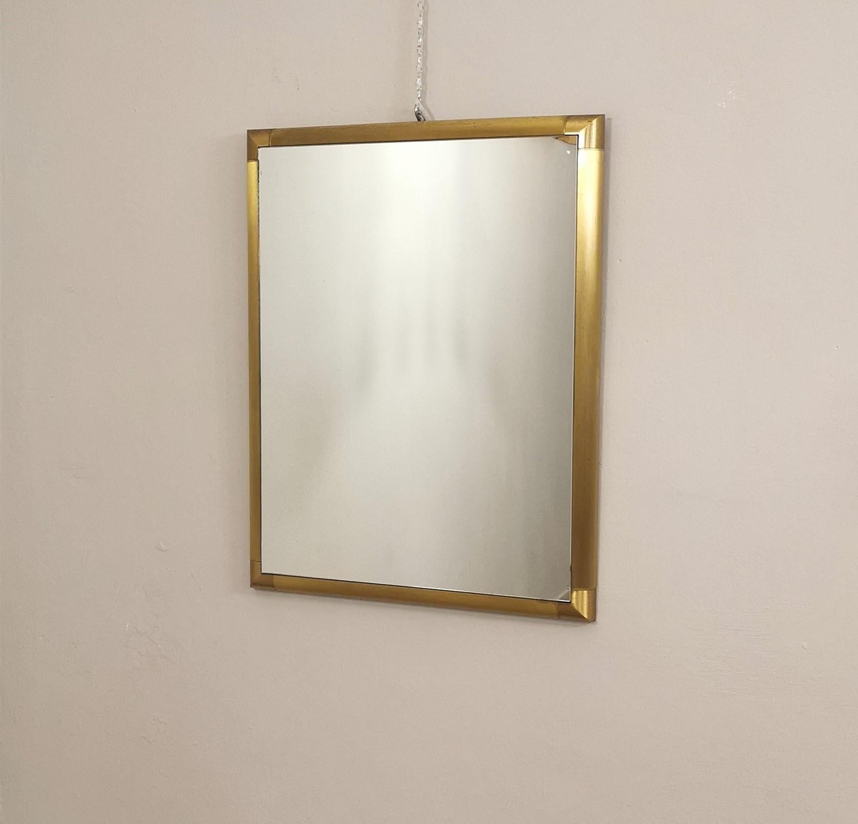 Midcentury Wandspiegel Massiv Messing Rechteckig Italienisches Design 1960s im Angebot 1