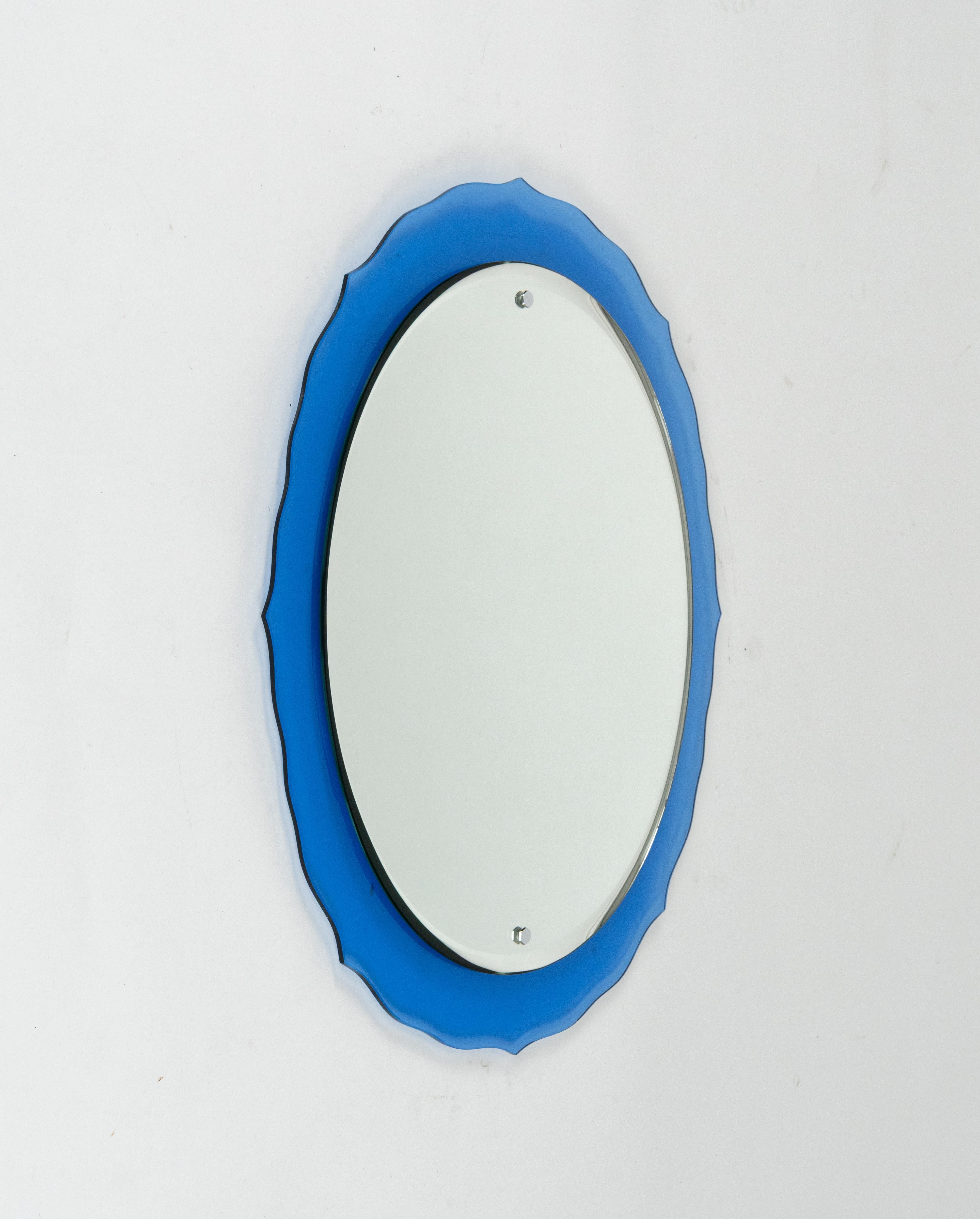 Wandspiegel mit blauem Glasrahmen im Cristal Arte Stil aus der Mitte des Jahrhunderts, Italien 1960er (Moderne der Mitte des Jahrhunderts) im Angebot