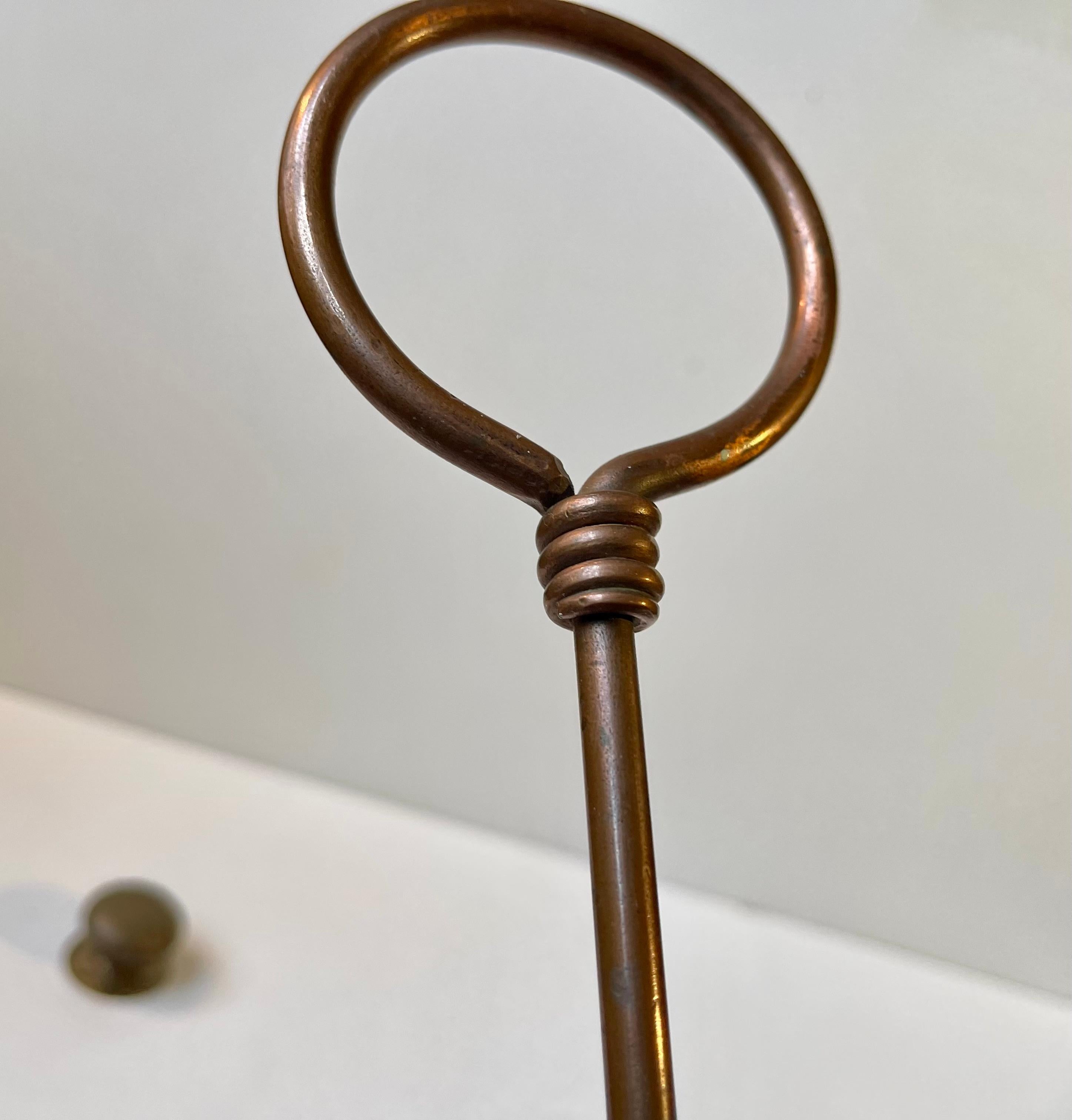 Outils de cheminée murales du milieu du siècle dernier en cuivre, années 1960 Bon état - En vente à Esbjerg, DK