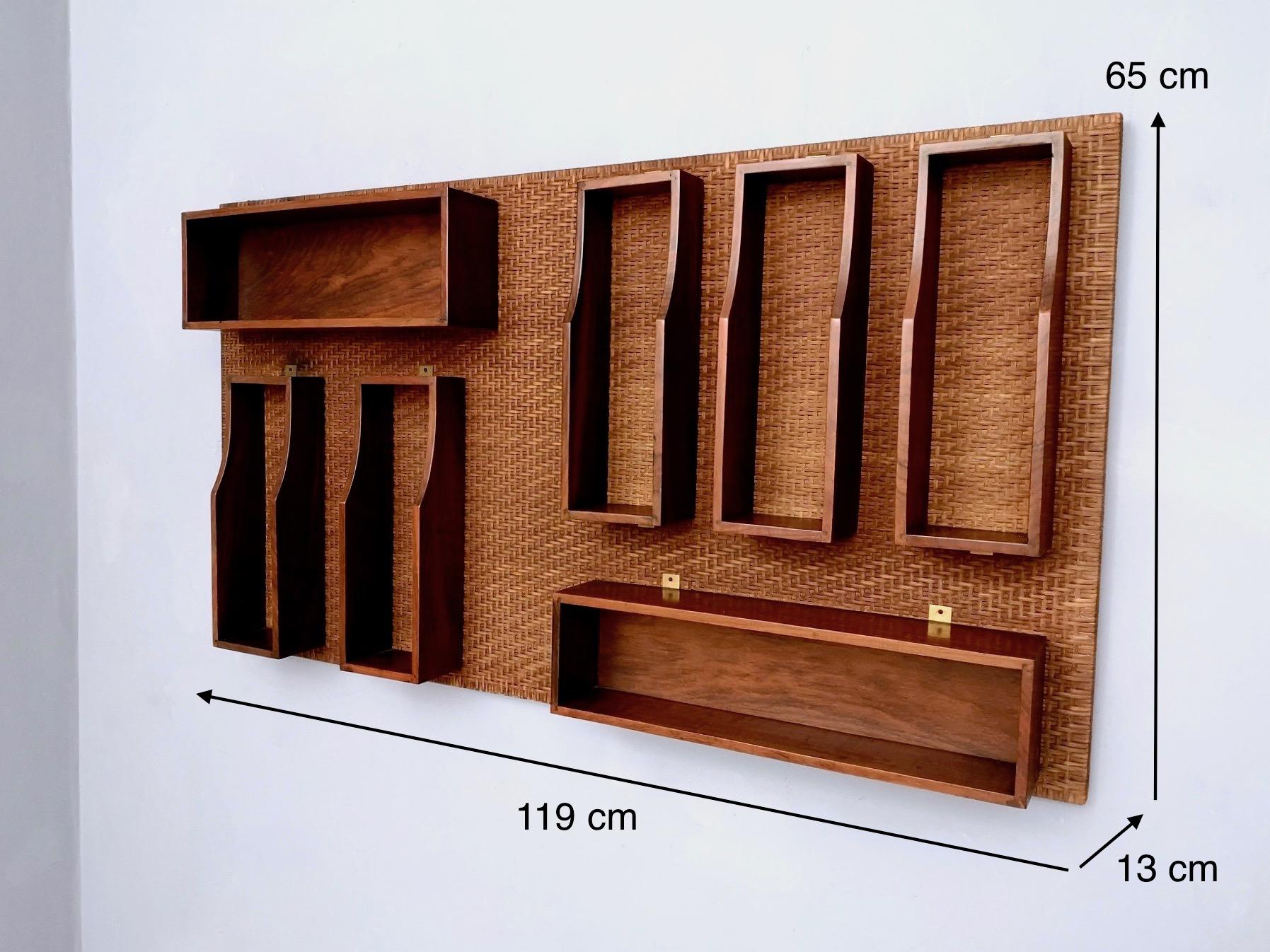 Midcentury Wall-Mounted Walnut Bar Cabinet in the Style of Gio Ponti, 1960s 3