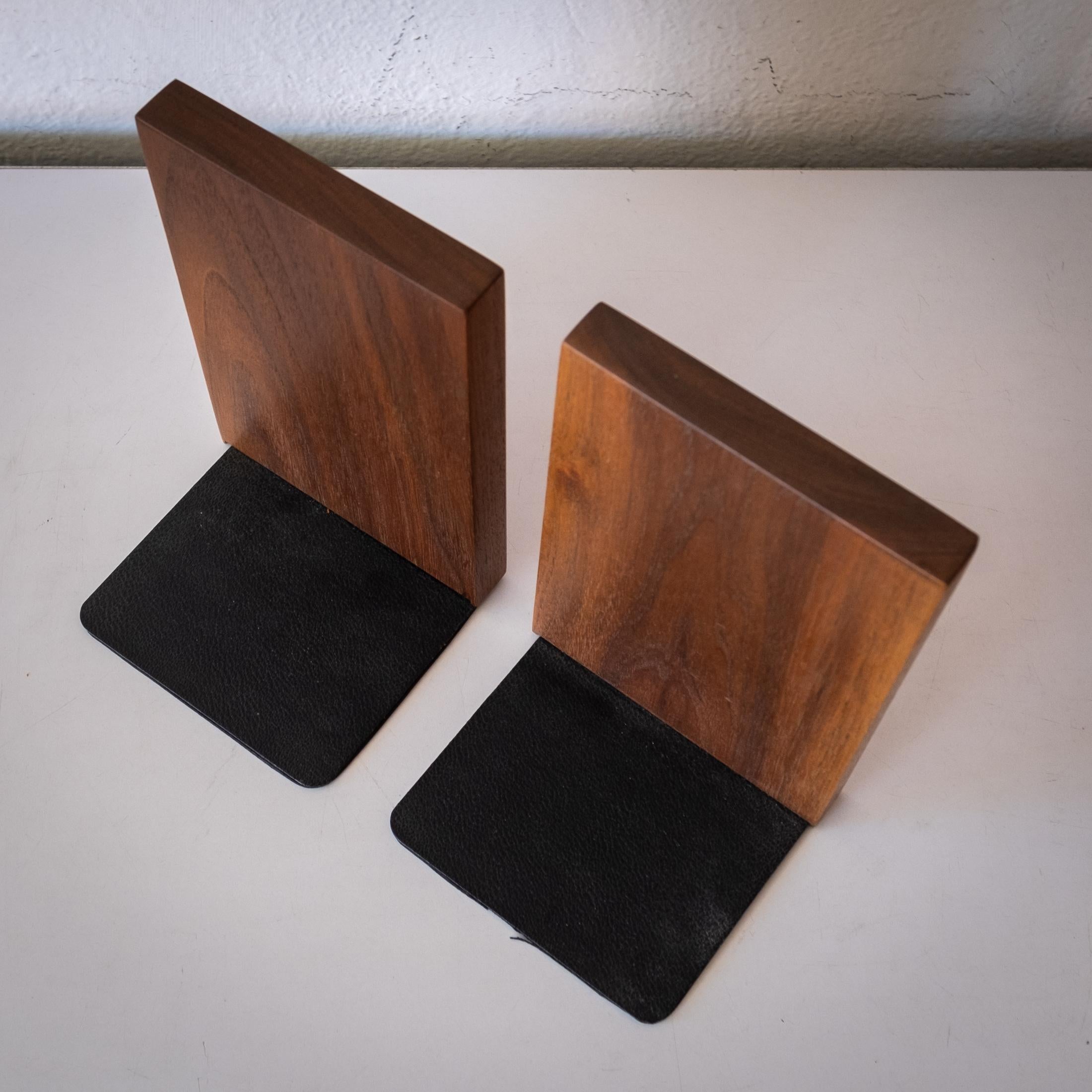 Midcentury Walnut and Ceramic Tile and Bookends 2