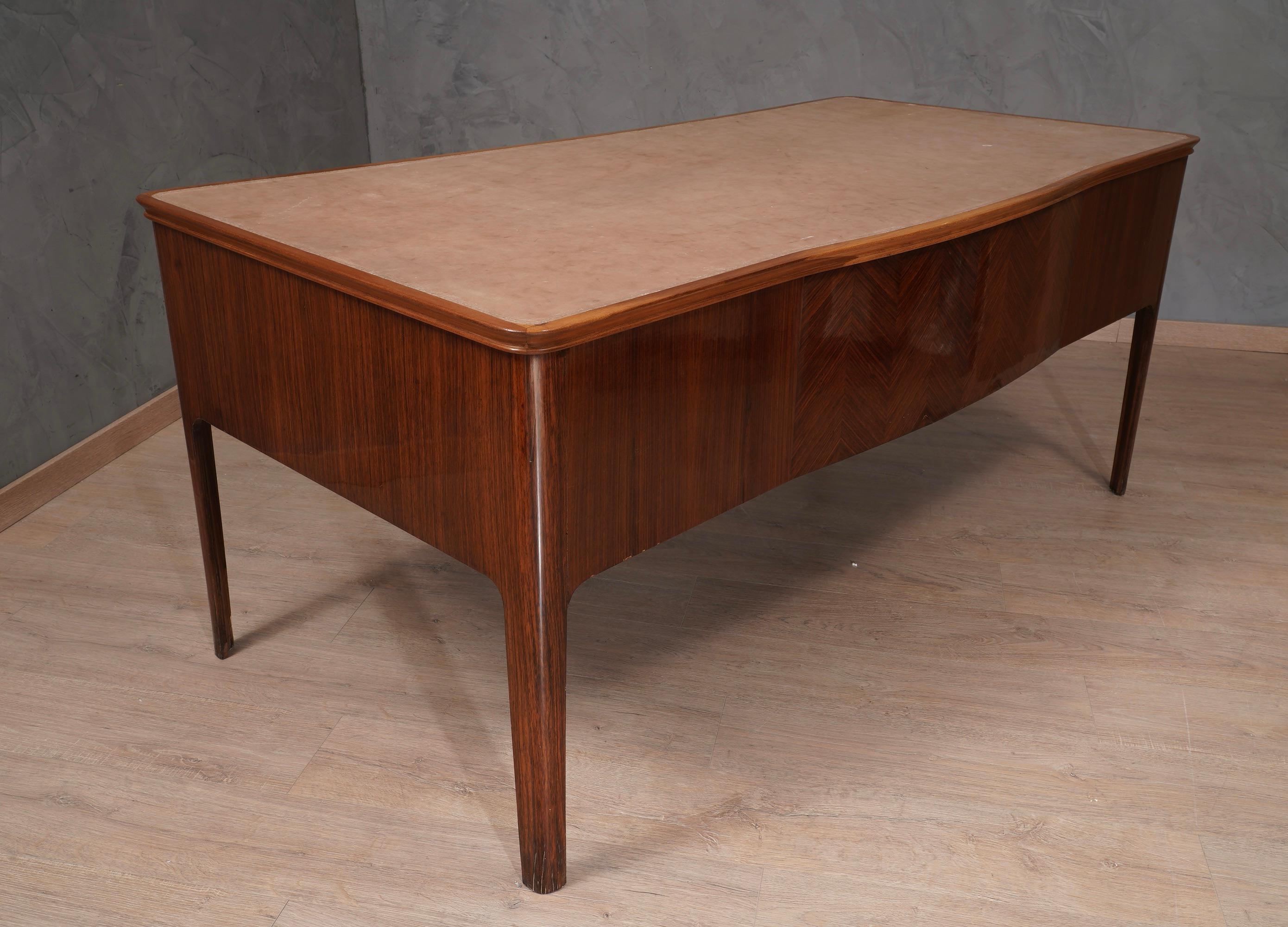 Midcentury Walnut and Leather Italian Writing Desk, 1950 For Sale 3