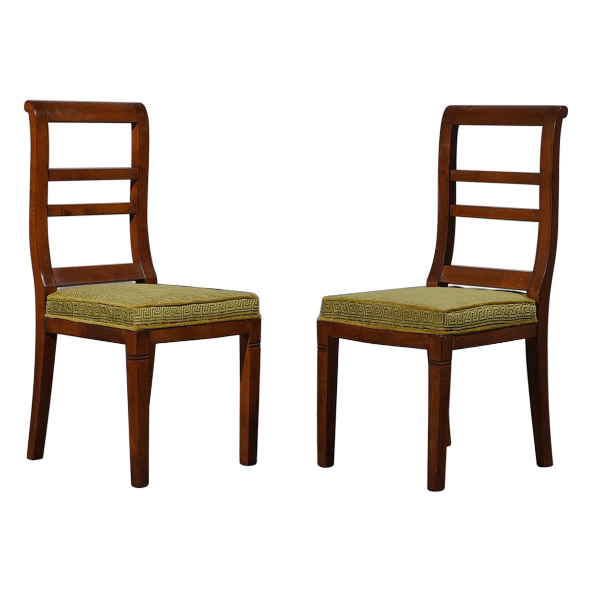 Chaises de salle à manger du milieu du siècle en noyer, laiton et velours, 1950
