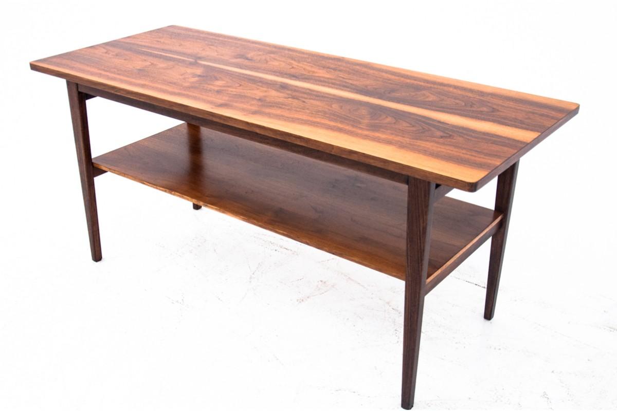 Mid-20th Century Midcentury Walnut Coffee Table, Poland, 1950s, Restored For Sale