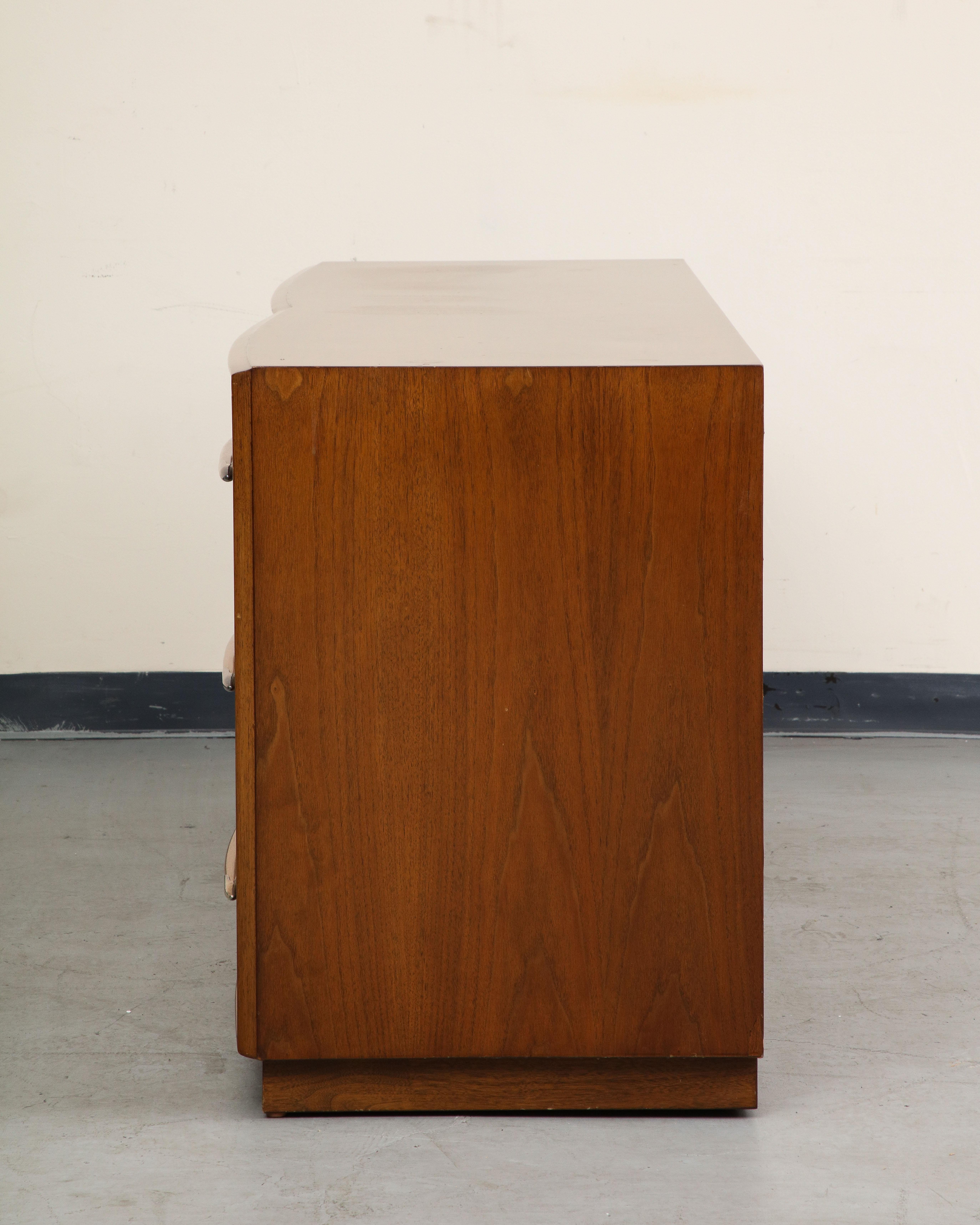 Midcentury Walnut Dresser, by T.H. Robsjohn-Gibbings for Widdicomb For Sale 5