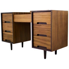 Retro Midcentury Walnut Dressing Table from Stag Furniture, 1960s