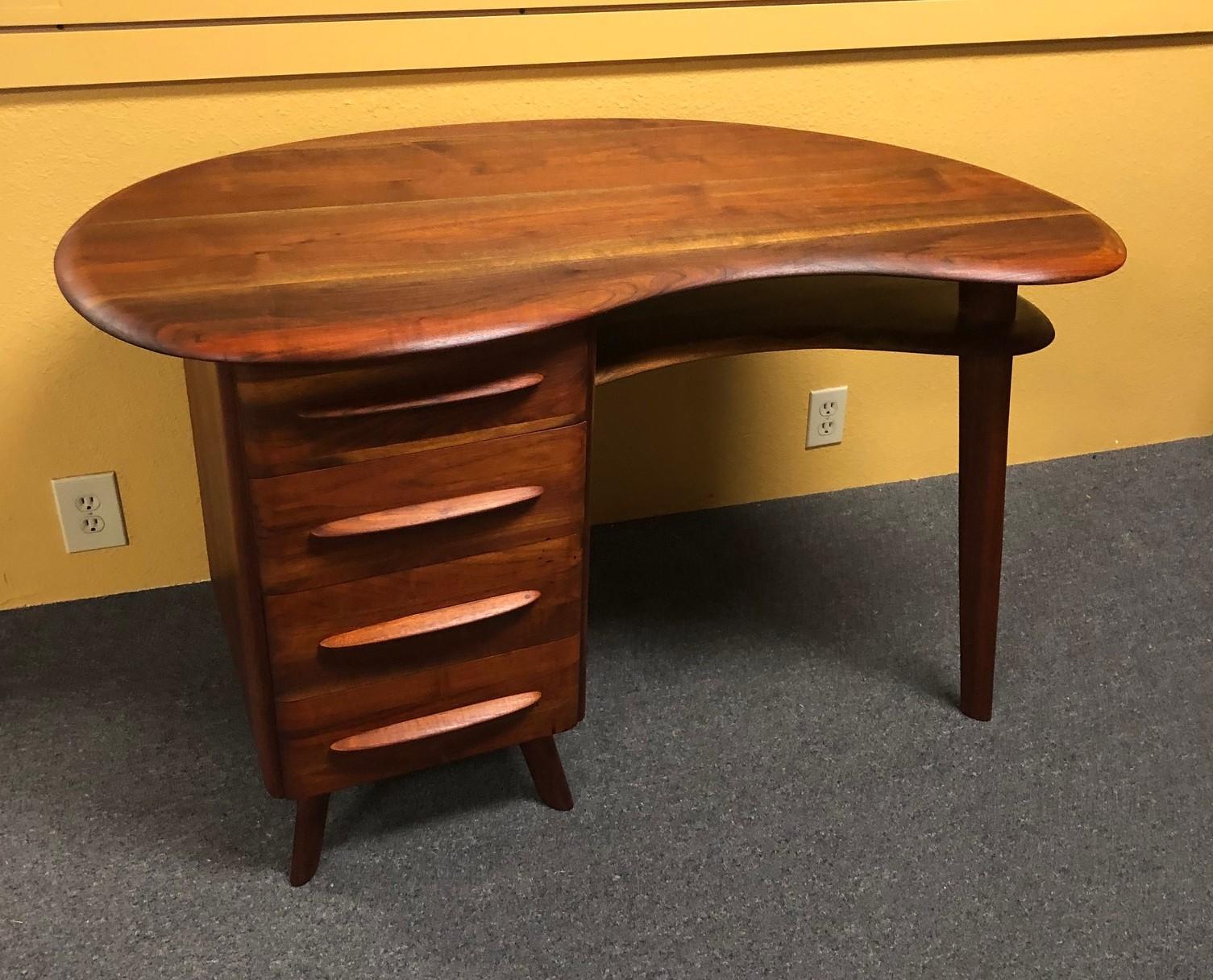 kidney shape desk