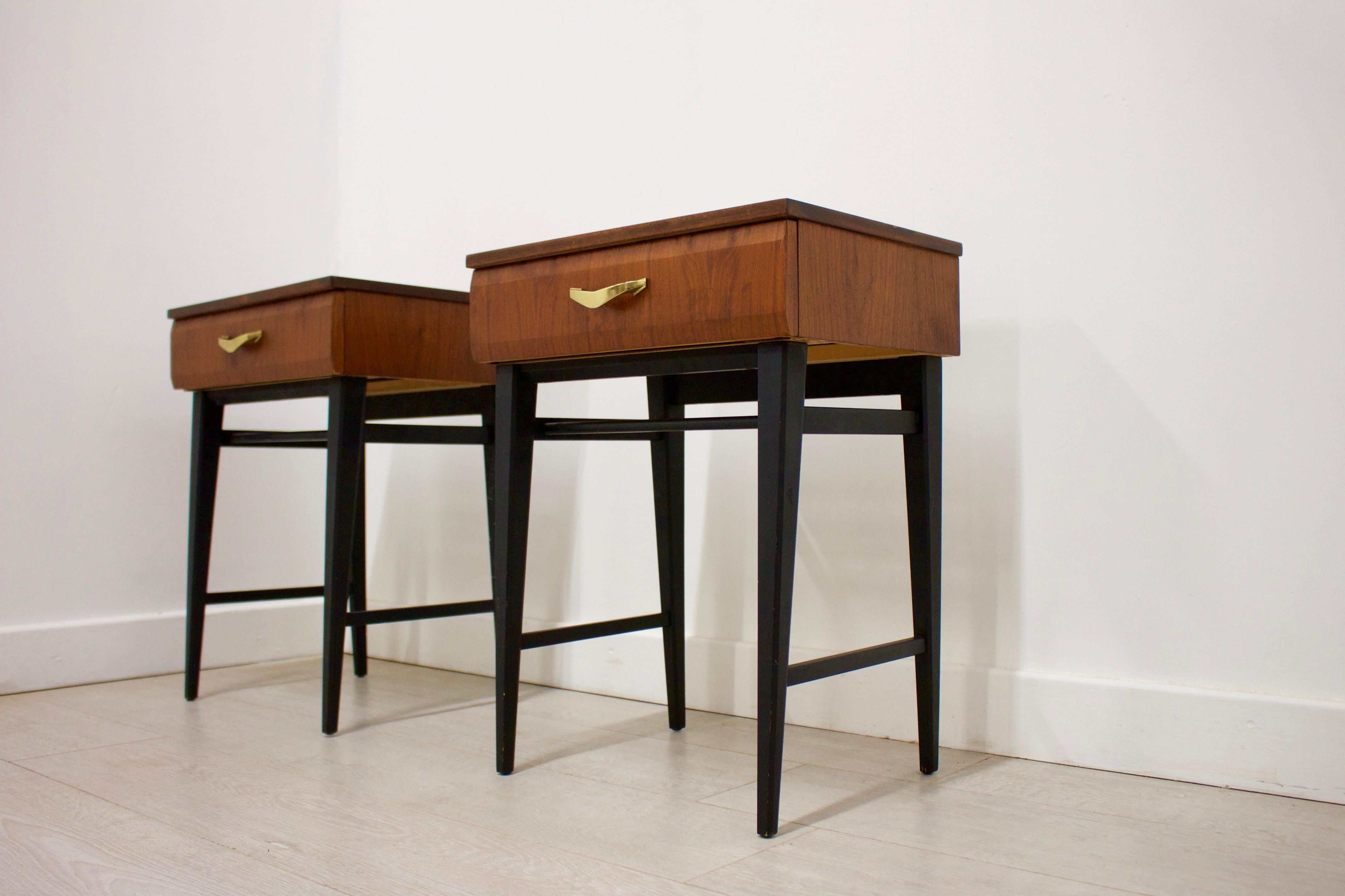 British Midcentury Walnut Meredew Italian Influenced Bedside Cabinet Tables, Set of 2