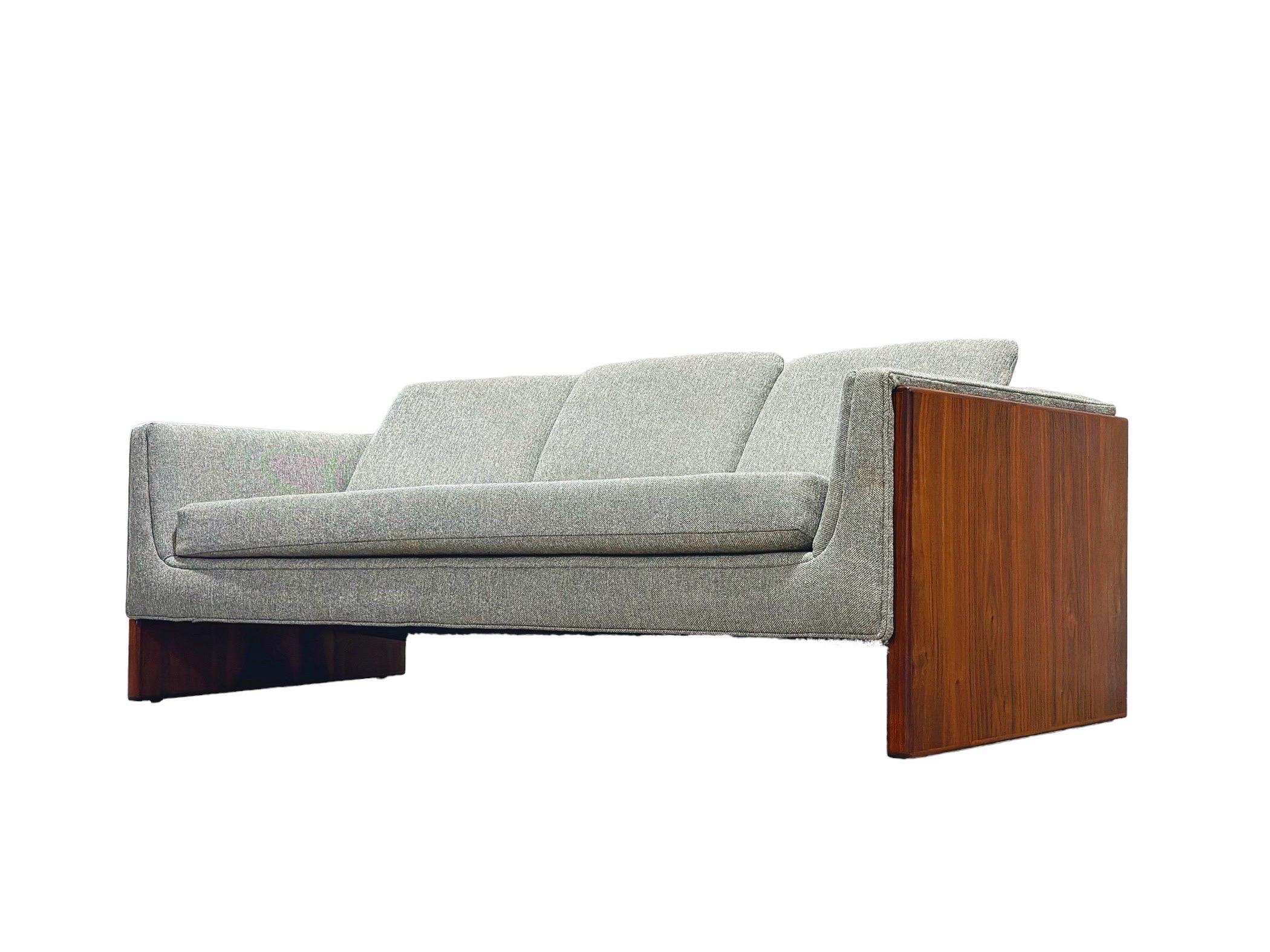 Midcentury Walnut Slab Modernist Case Sofa by Otmar - After Milo Baughman 7