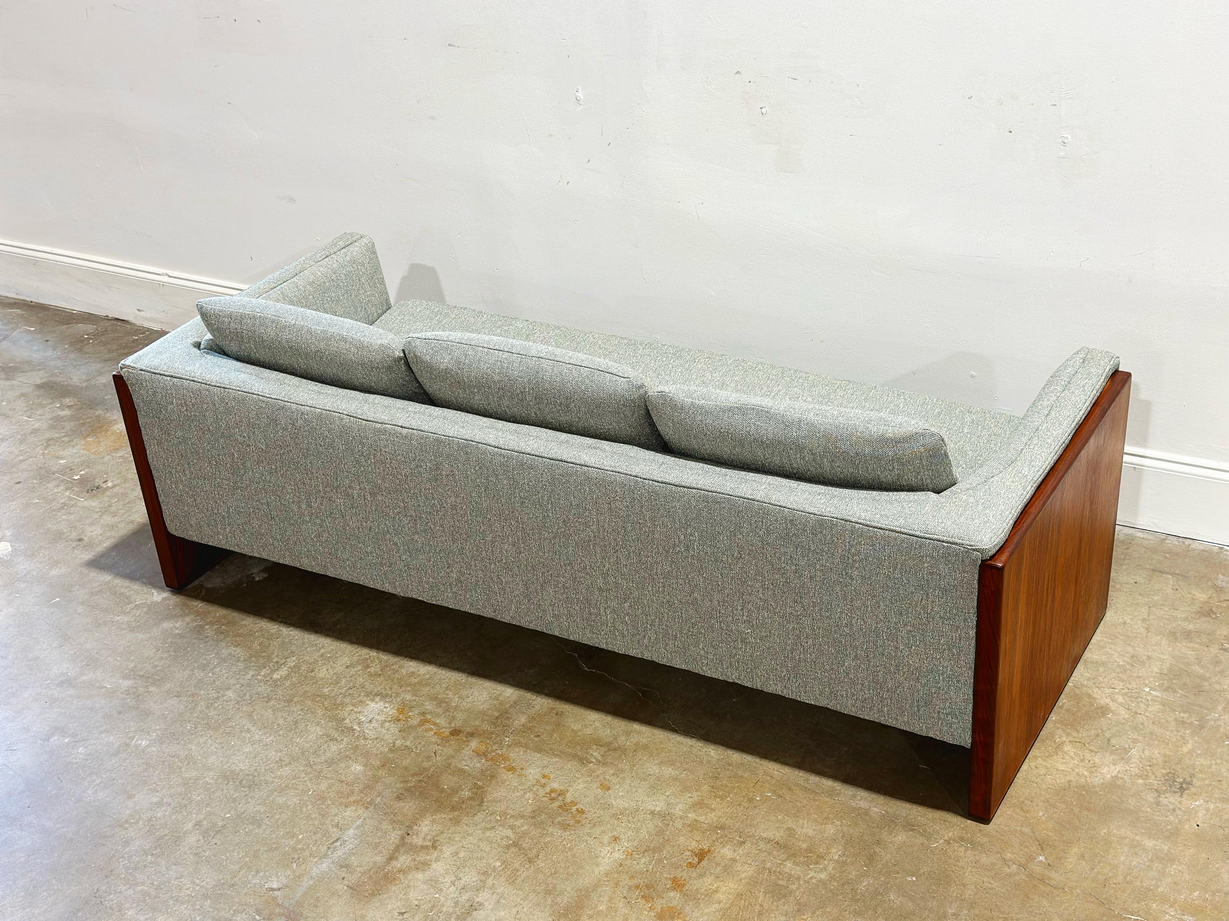 Midcentury Walnut Slab Modernist Case Sofa by Otmar - After Milo Baughman 1