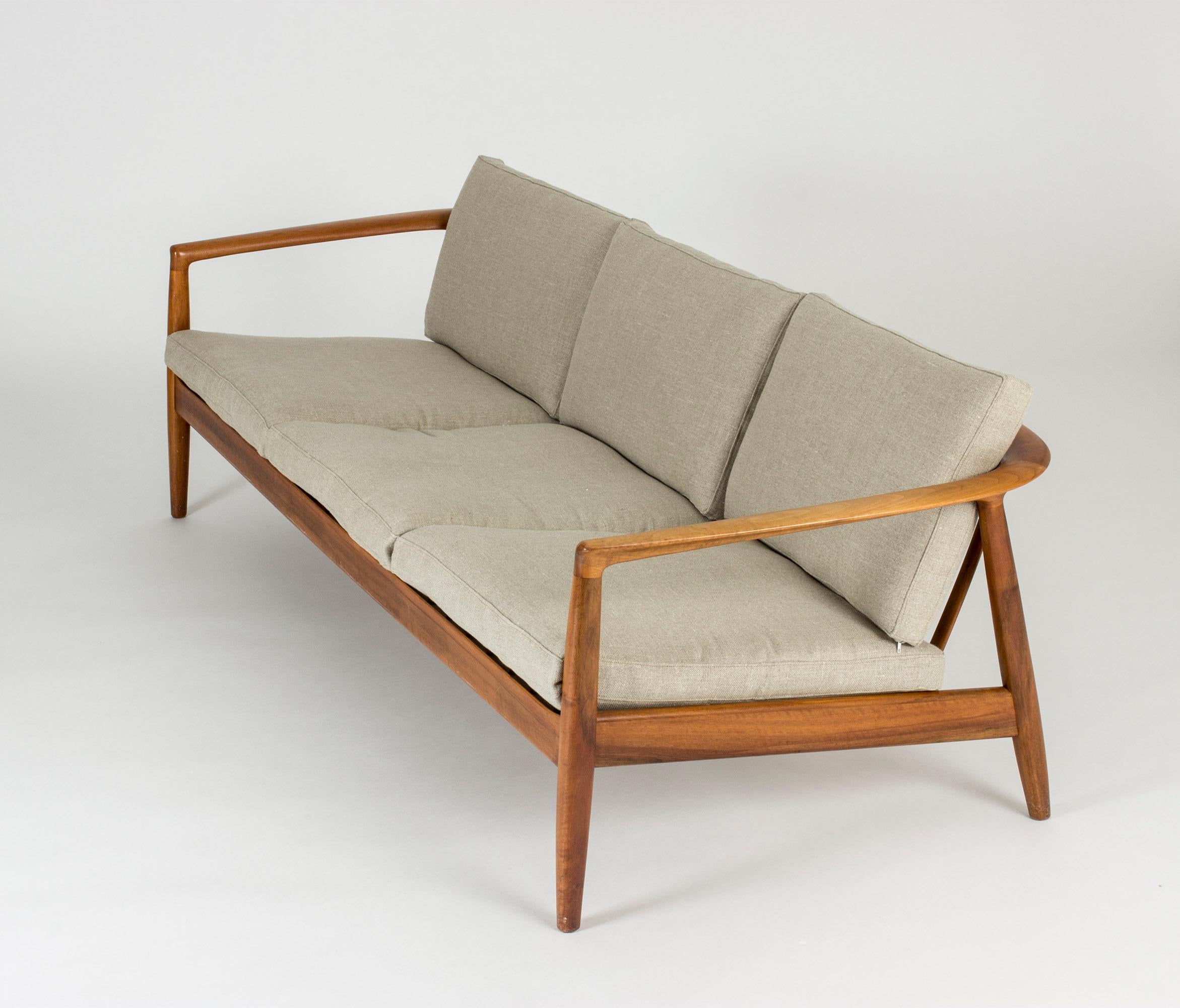 Mid-20th Century Midcentury walnut sofa by Folke Ohlsson