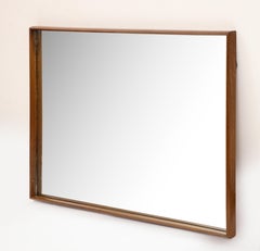 Espejo de pared de nogal de mediados de siglo de T.H. Robsjohn-Gibbings para Widdicomb