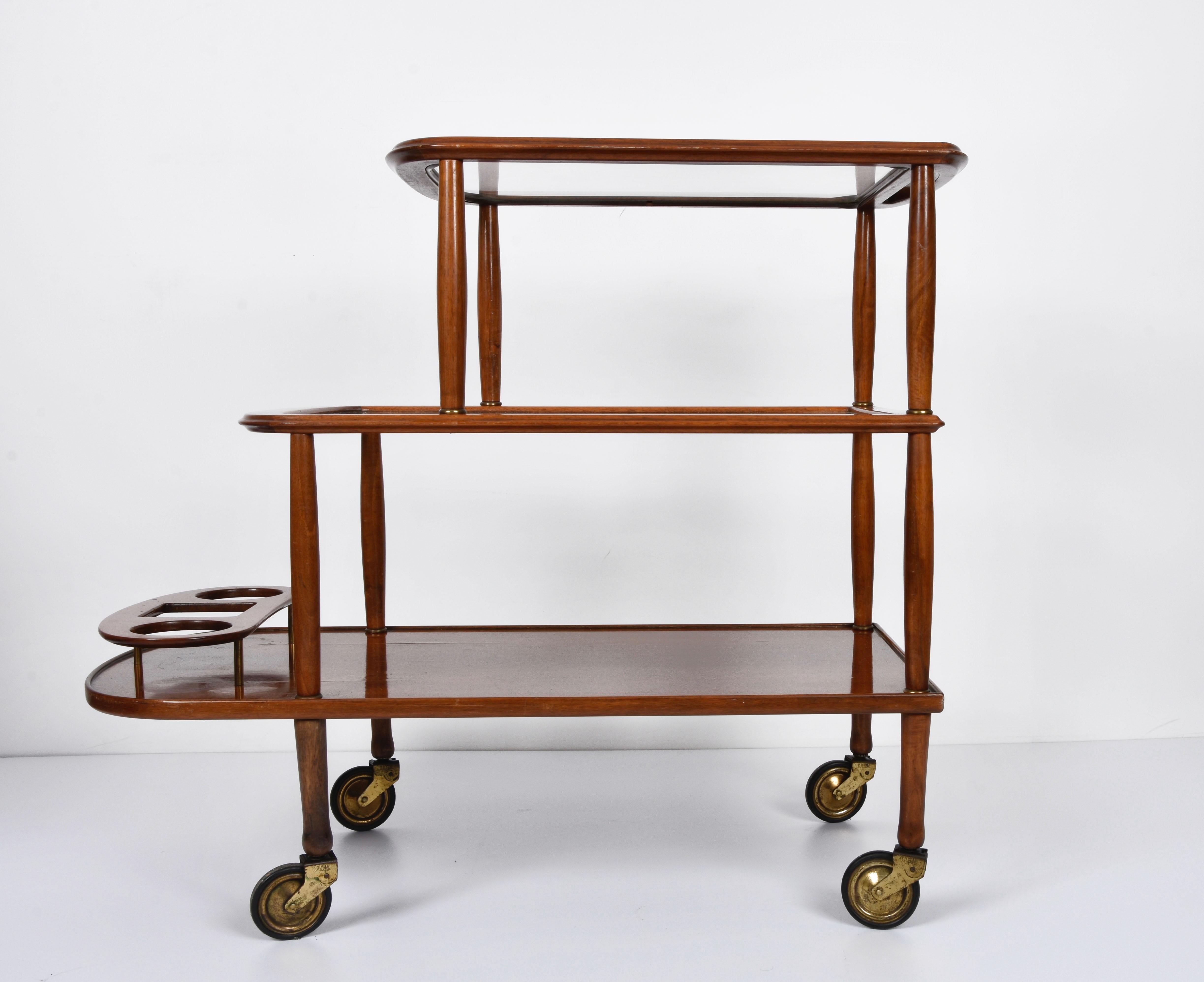 Midcentury Walnut Wood and Glass Italian Bar Cart Attributed to Lacca, 1950s In Good Condition In Roma, IT
