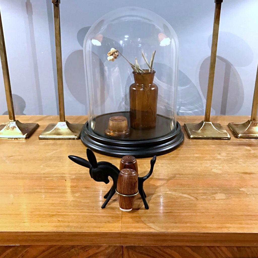 Midcentury Walter Bosse Donkey Salt and Pepper Shaker, 1950s, Austria In Excellent Condition In Biebergemund, Hessen