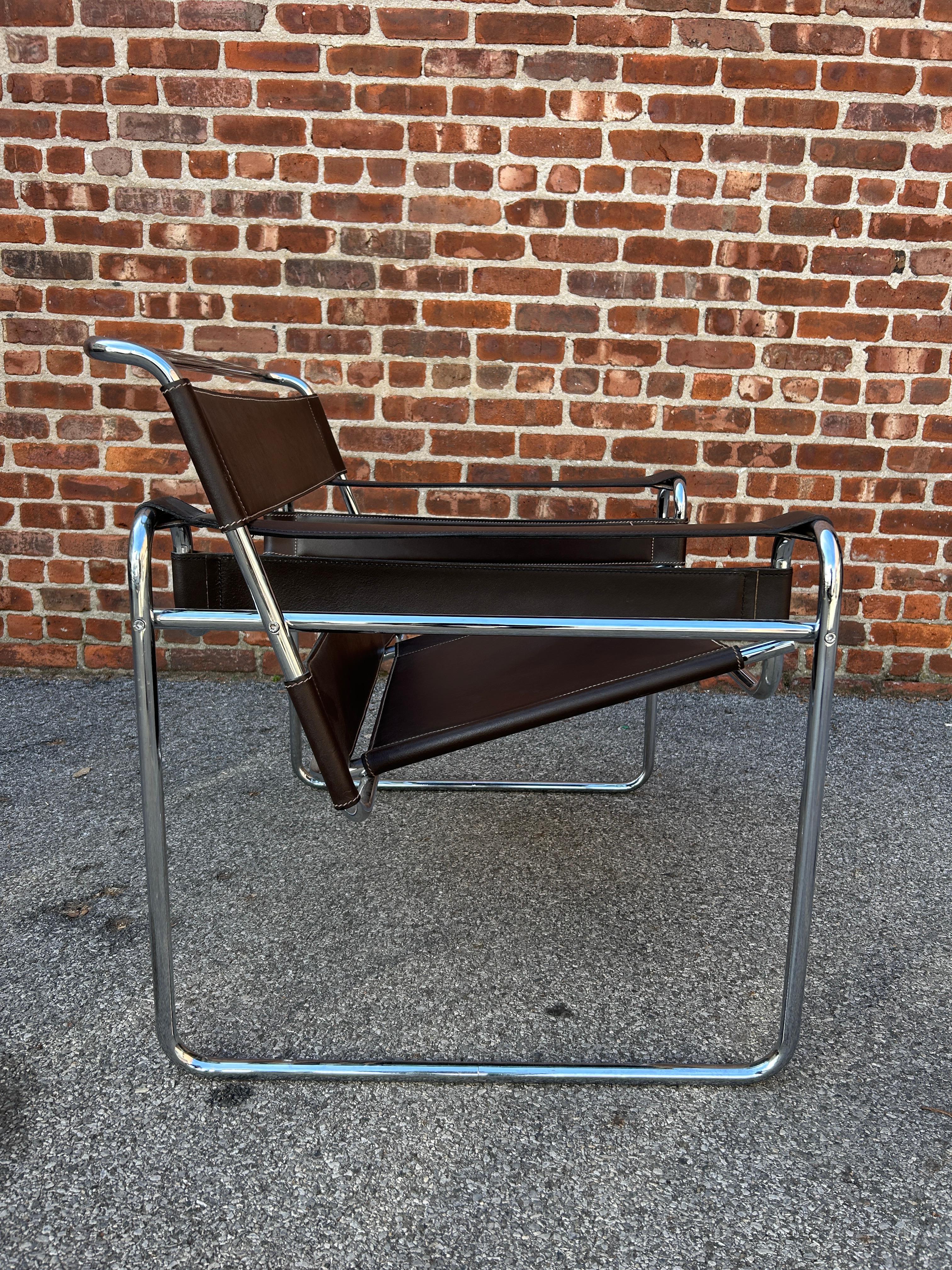 20th Century Midcentury Wassily Chair for Knoll Brown