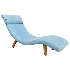 Fauteuil de salon ondulé du milieu du siècle dernier par Enrico Bartolini