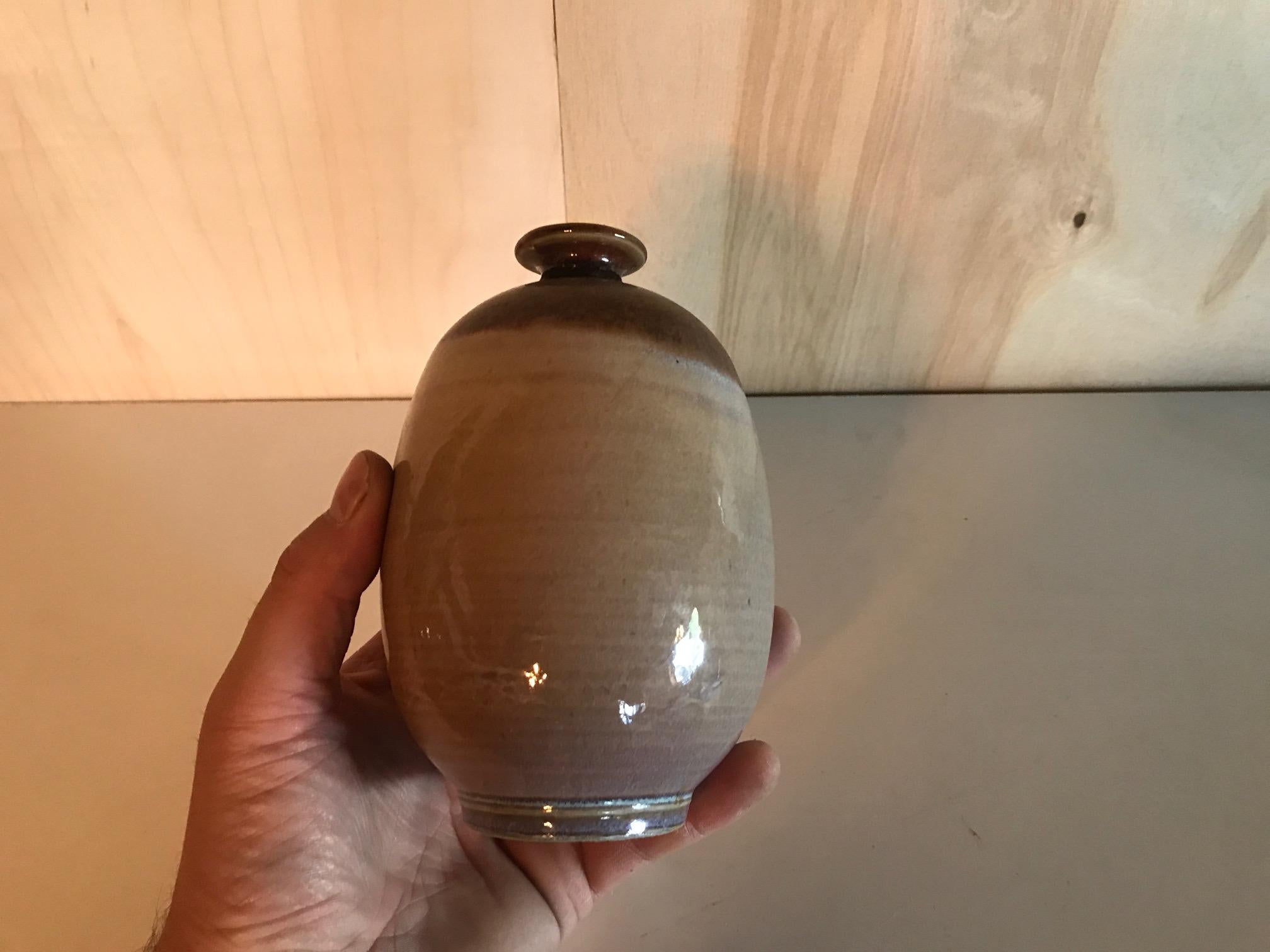 Midcentury weed pot ceramic vintage Pottery Studio Art, great condition.