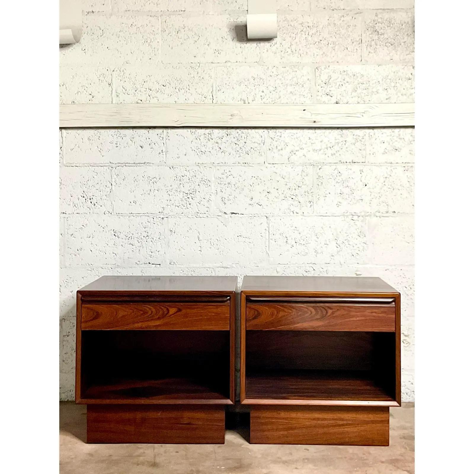 Midcentury Westnofa Rosewood Nightstands, a Pair In Good Condition In west palm beach, FL