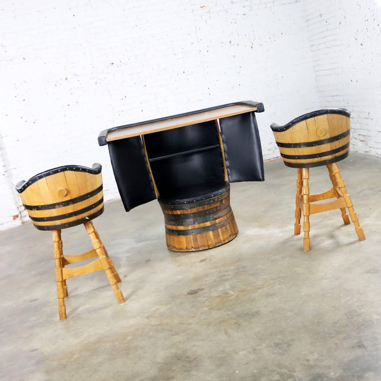 Midcentury Whiskey Barrel Bar and Swivel Bar Stools by Brothers of Kentucky In Good Condition In Topeka, KS