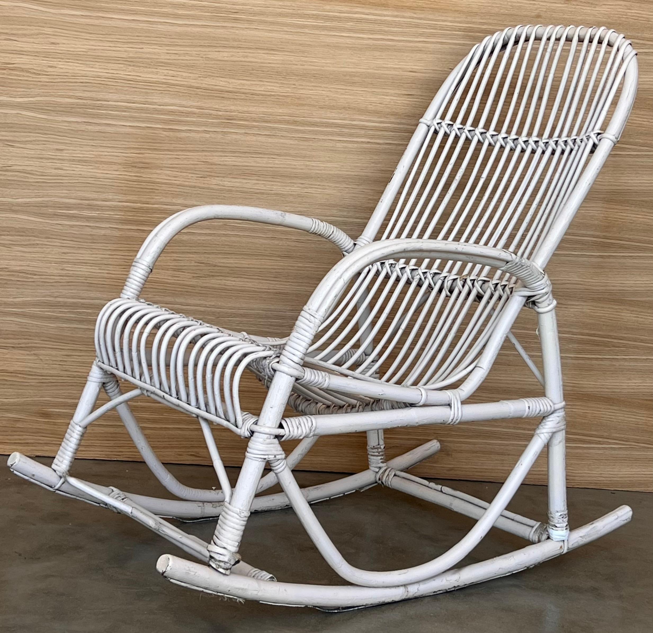 XX secolo Sedie a dondolo in bambù bianco del Medioevo nello stile di Franco Albini, Italia in vendita