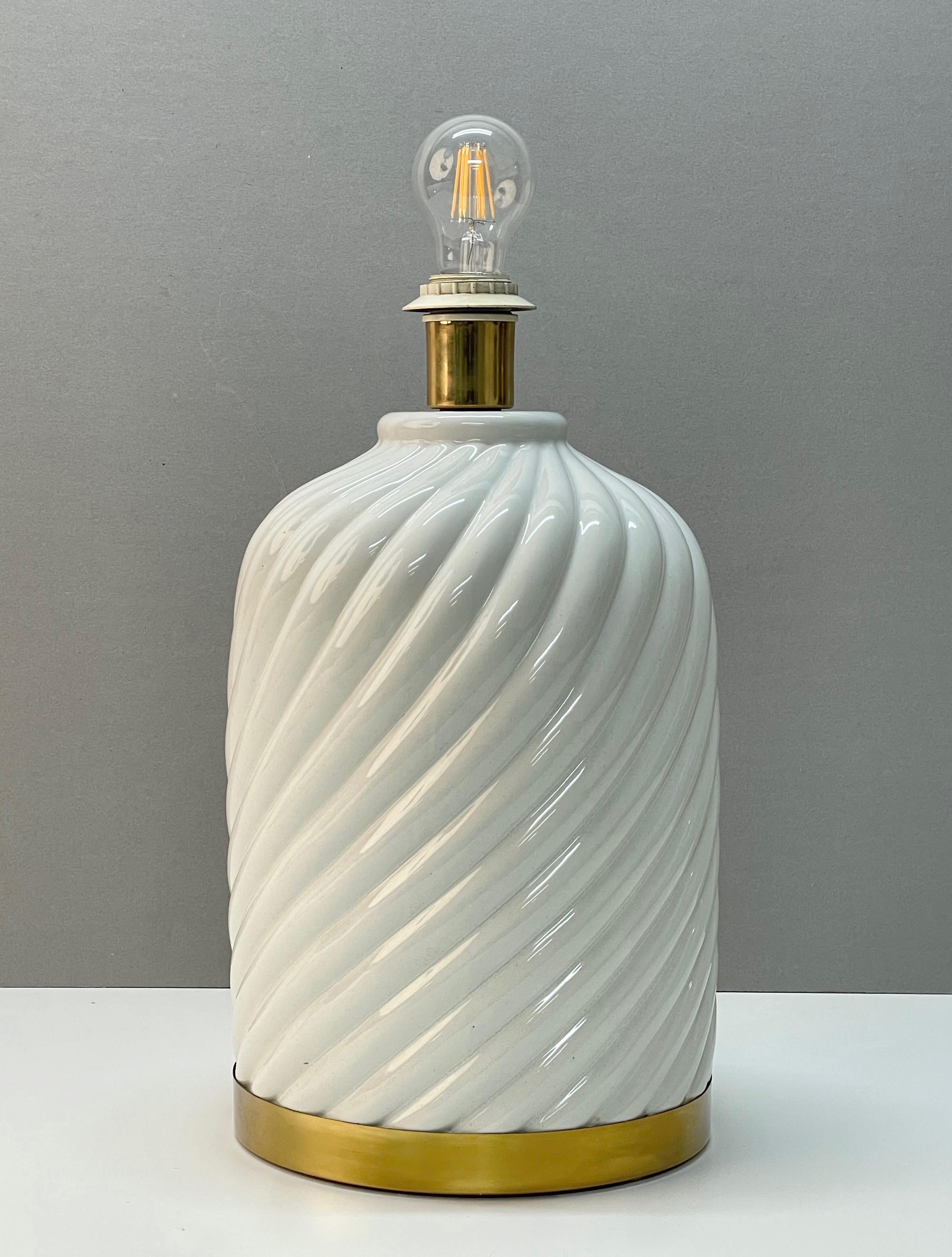 Midcentury White Ceramic and Brass Italian Table Lamp Tommaso Barbi Style, 1970s 2