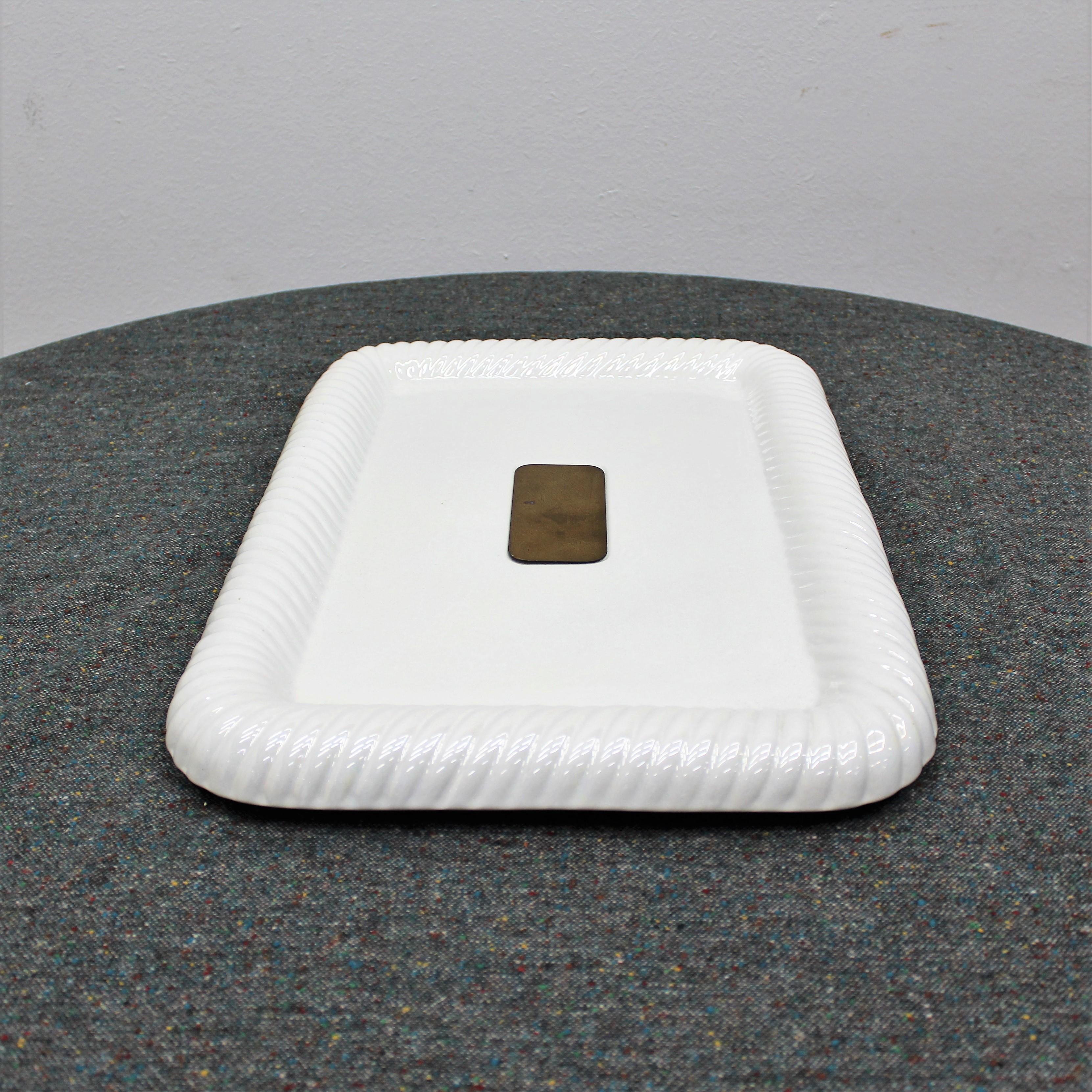 Midcentury White Ceramic Tray by Tommaso Barbi, Italy, 1970s In Good Condition In Palermo, IT