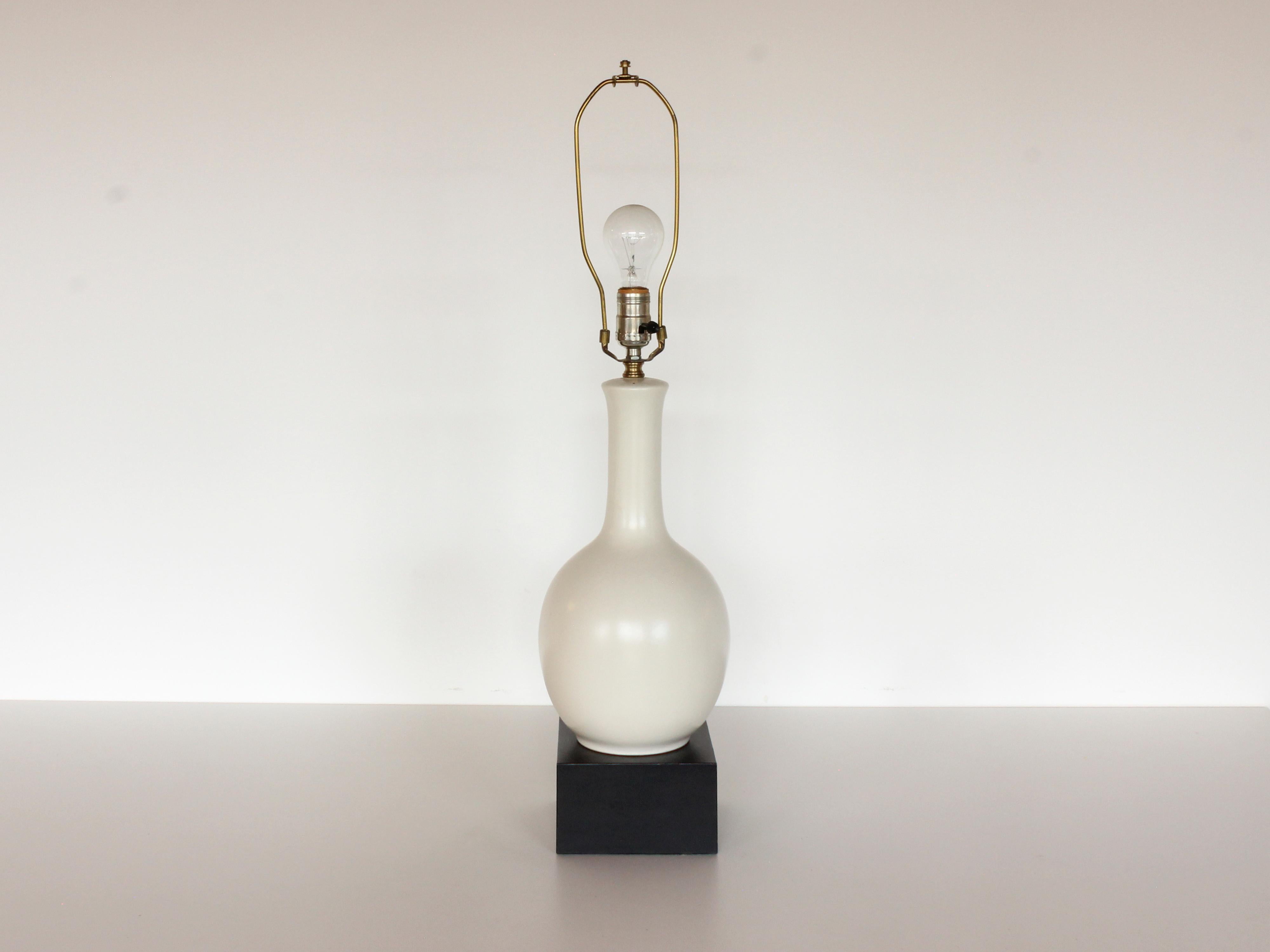 Mid-20th Century Midcentury White Craquelure Pottery Table Lamp with Black Shade For Sale