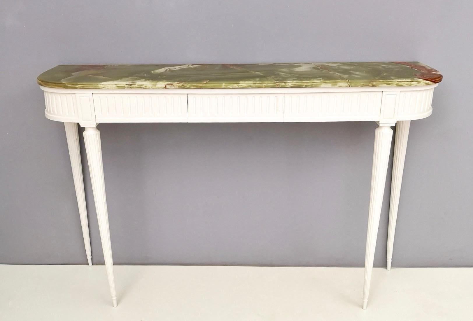 Italian Midcentury White Lacquered Beech Console Table with Onyx Top, Italy, 1940s