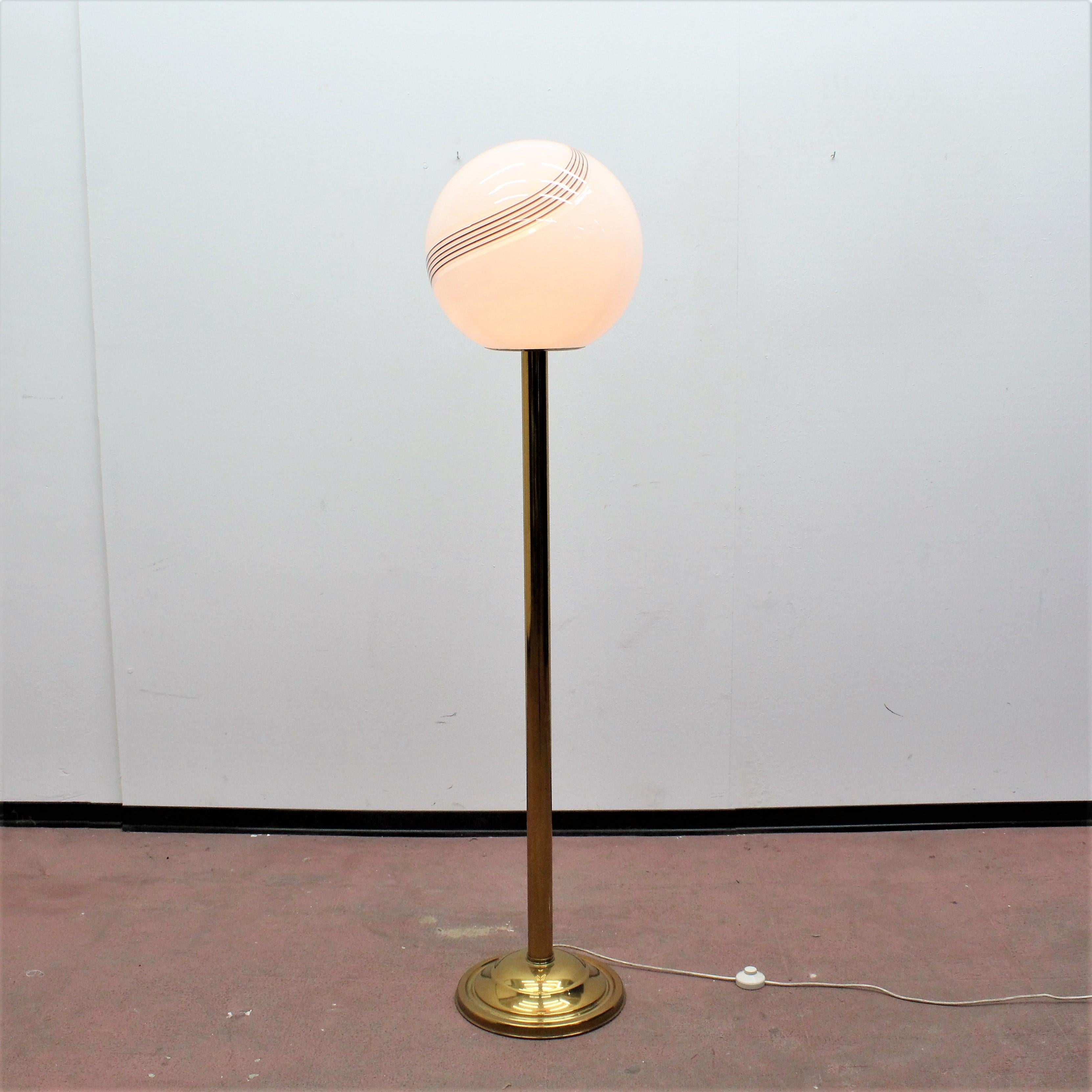 Midcentury White Opaline and Metal Floor Lamp after M. Vignelli, Italy, 1970s 3